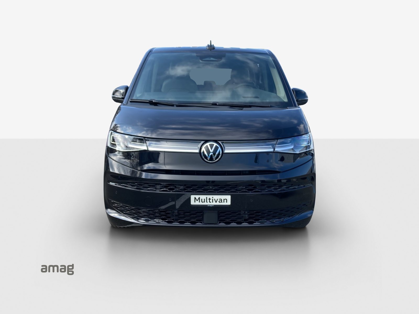 VW Multivan Style Liberty kurz, Full-Hybrid Petrol/Electric, New car, Automatic - 7