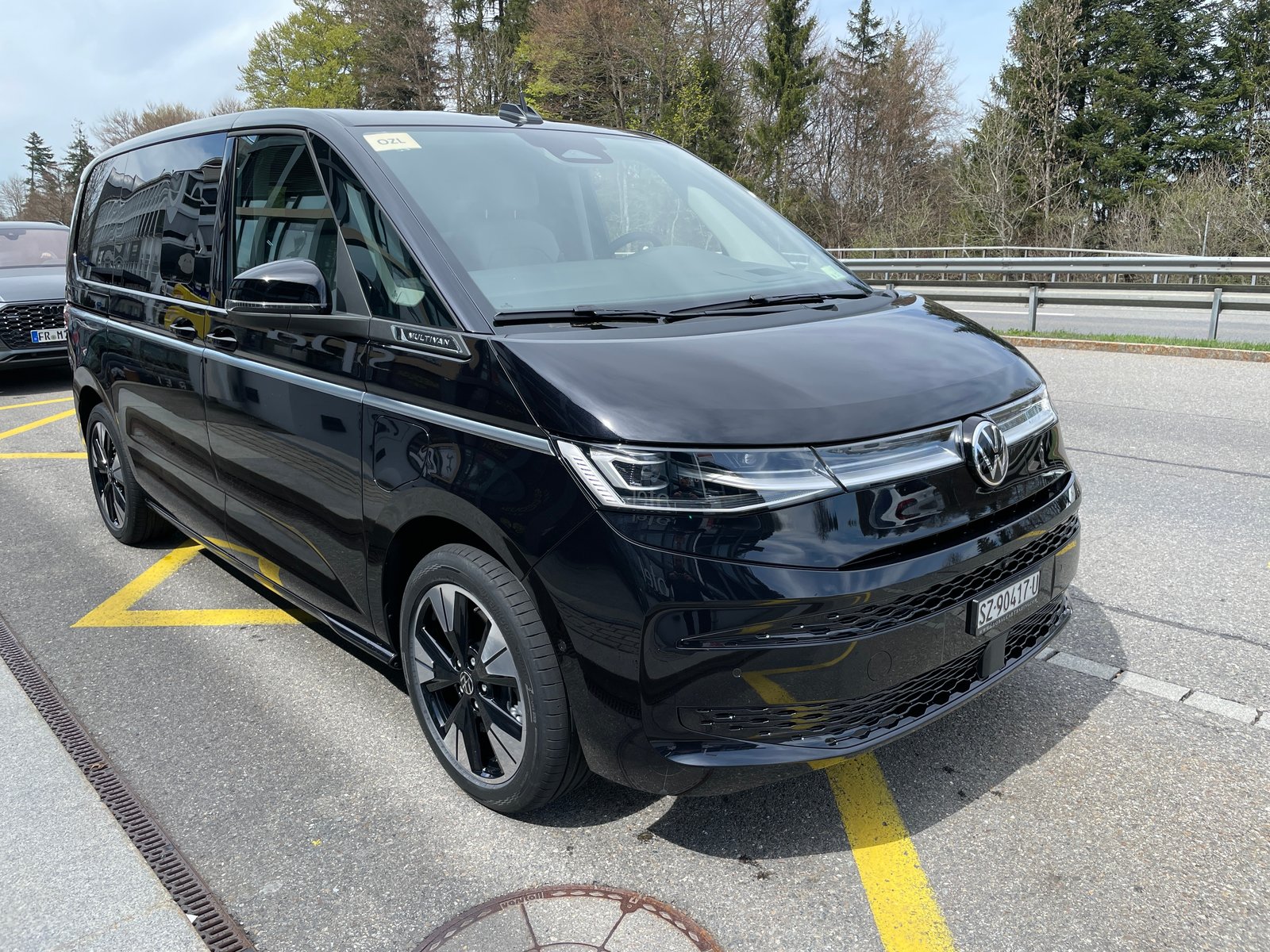 VW Multivan 1.5 eHybrid Style 4Motion DSG, Hybride Rechargeable Essence/Électricité, Voiture nouvelle, Automatique - 3