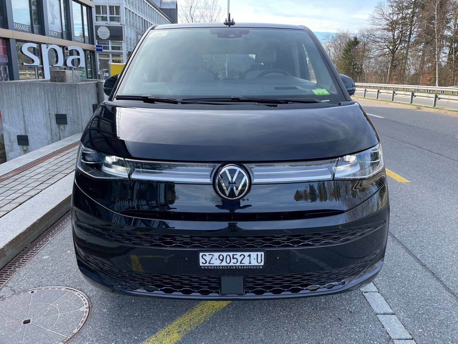 VW Multivan 1.4 eHybrid Style DSG - 6 Sitzer, Plug-in-Hybrid Benzina/Elettrica, Auto nuove, Automatico - 2