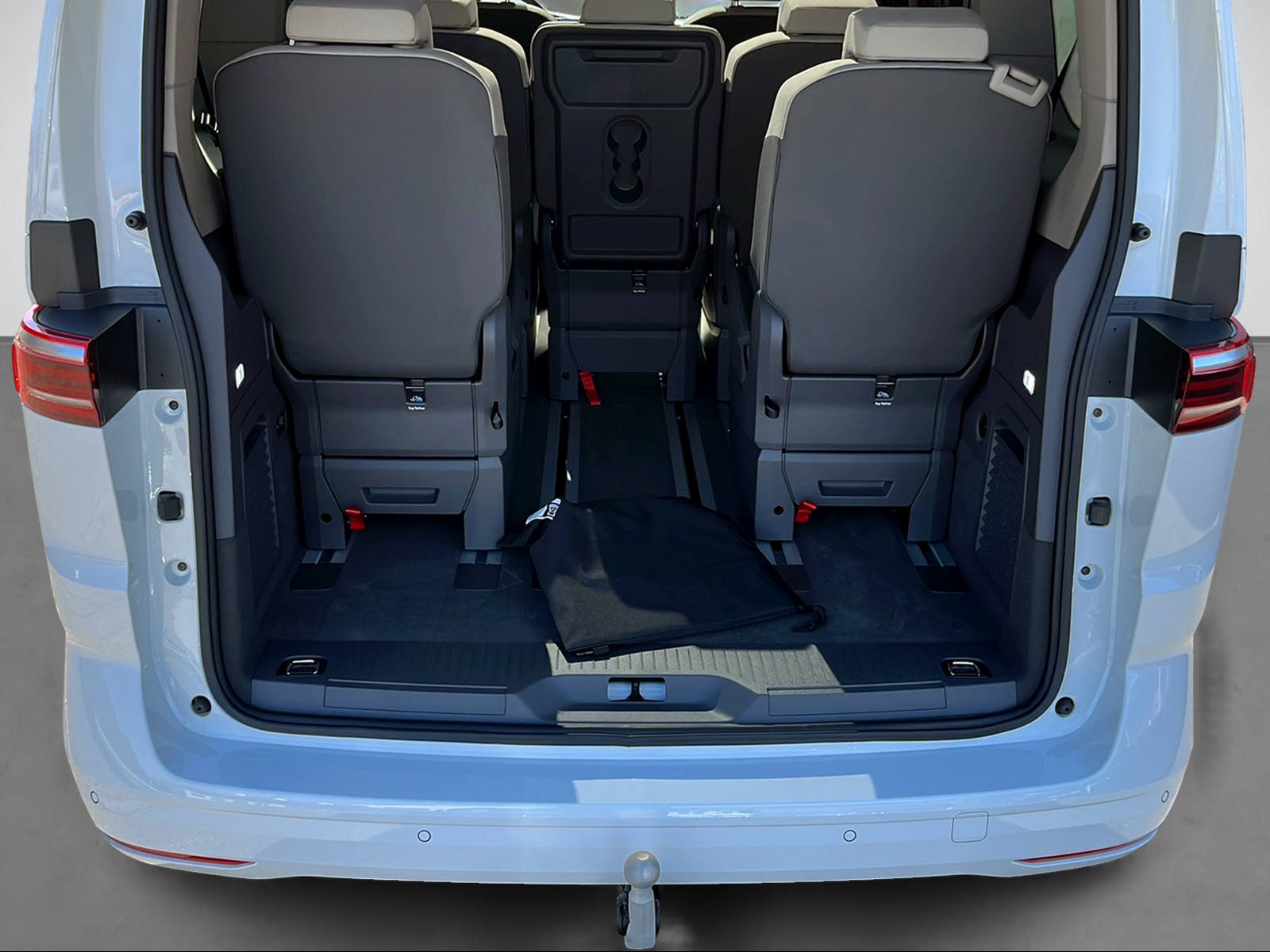 VW Multivan kurz 1.5 TSI eHybrid Liberty DSG 4motion, Hybride Intégral Essence/Électricité, Voiture nouvelle, Automatique - 7