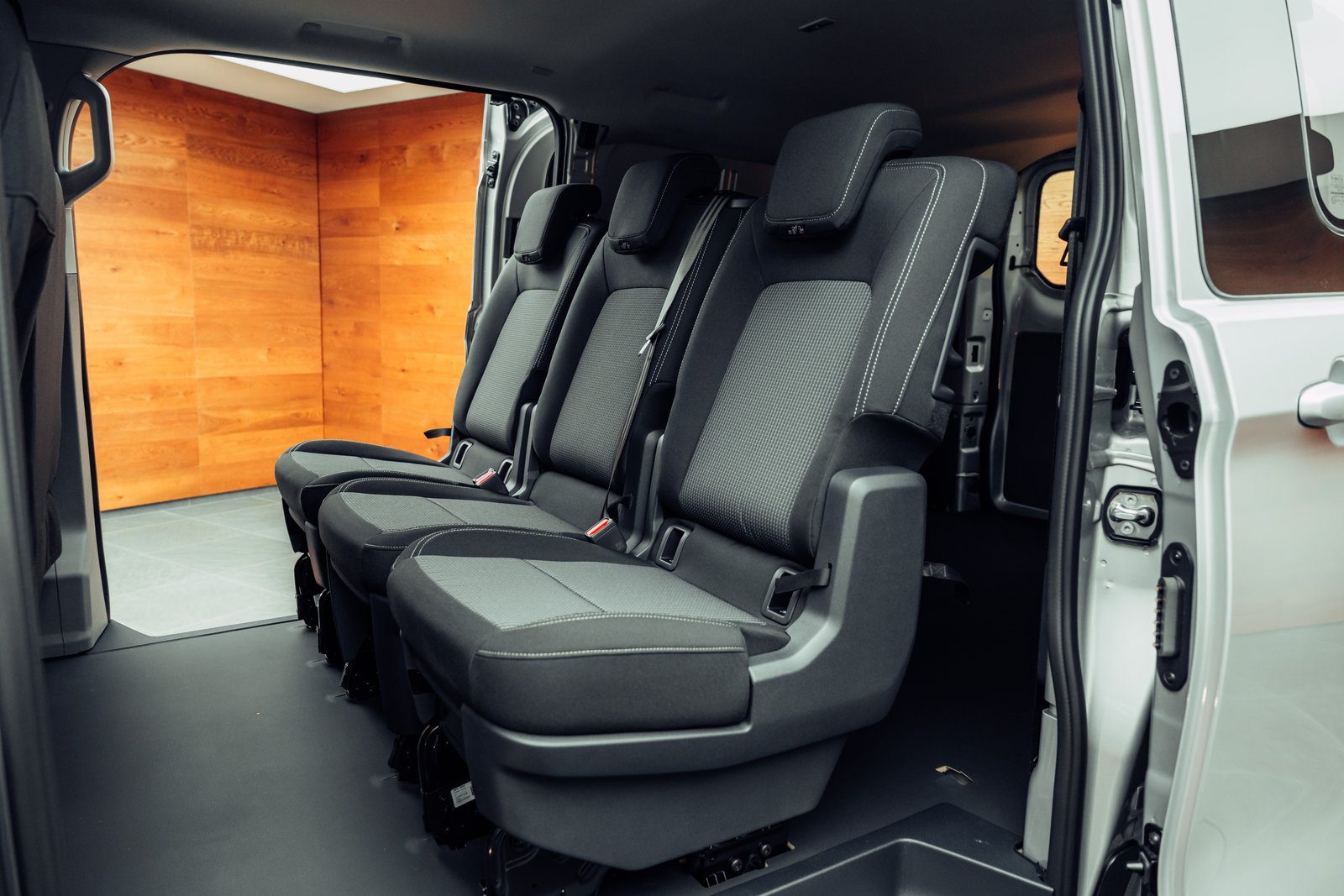 VW Multivan 2.0 TDI Lang, Diesel, Neuwagen, Handschaltung - 7