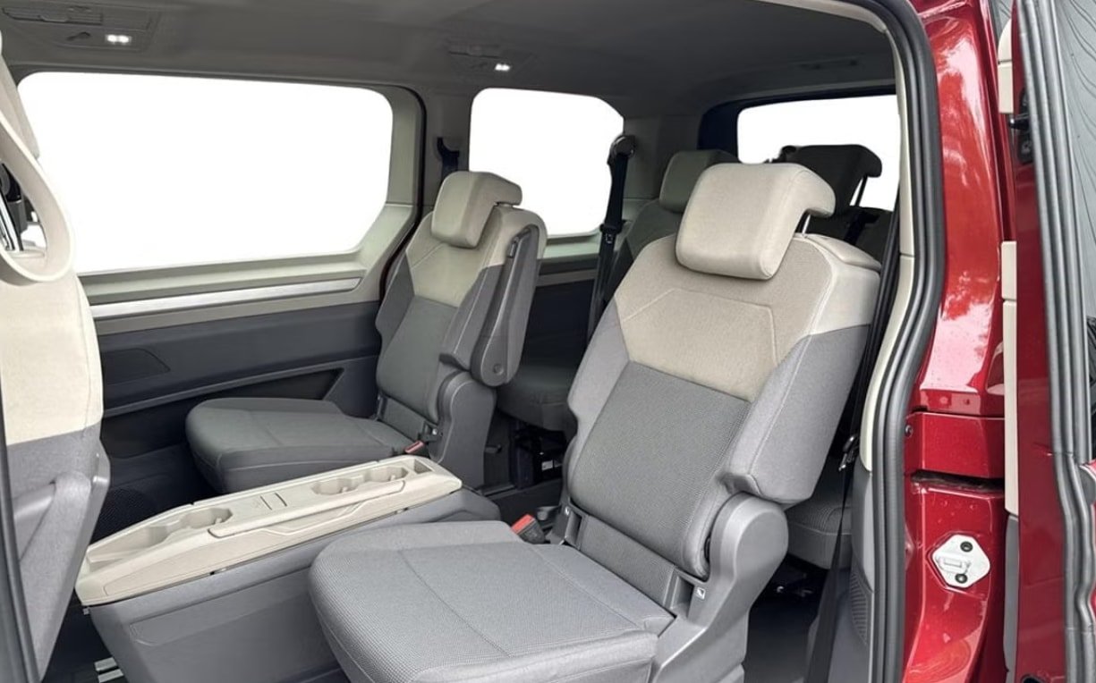 VW Multivan 1.5 eHybrid Life 4Motion DSG, Plug-in-Hybrid Benzina/Elettrica, Auto nuove, Automatico - 5
