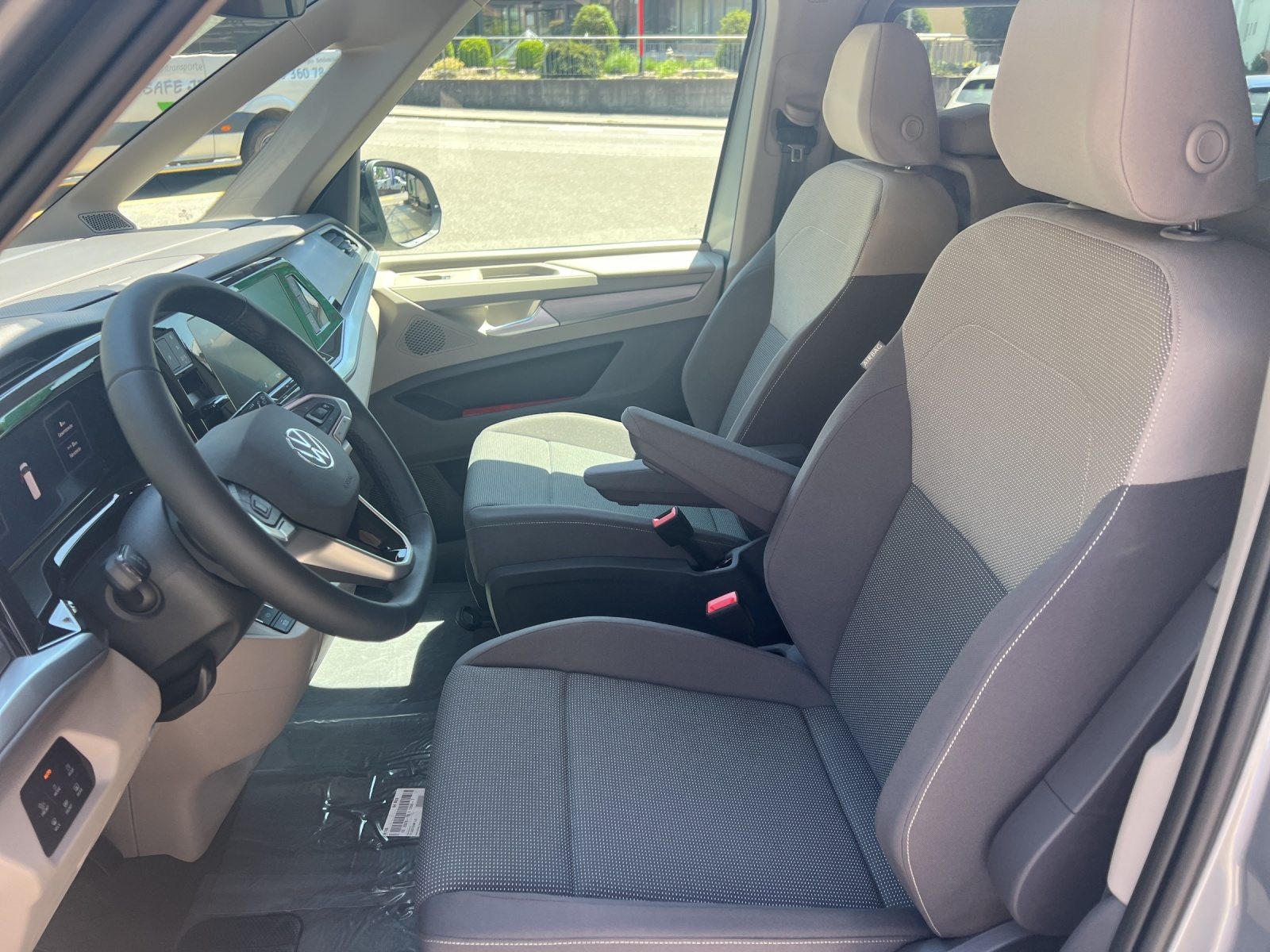 VW Multivan Life Edition lang, Diesel, Voiture nouvelle, Automatique - 7