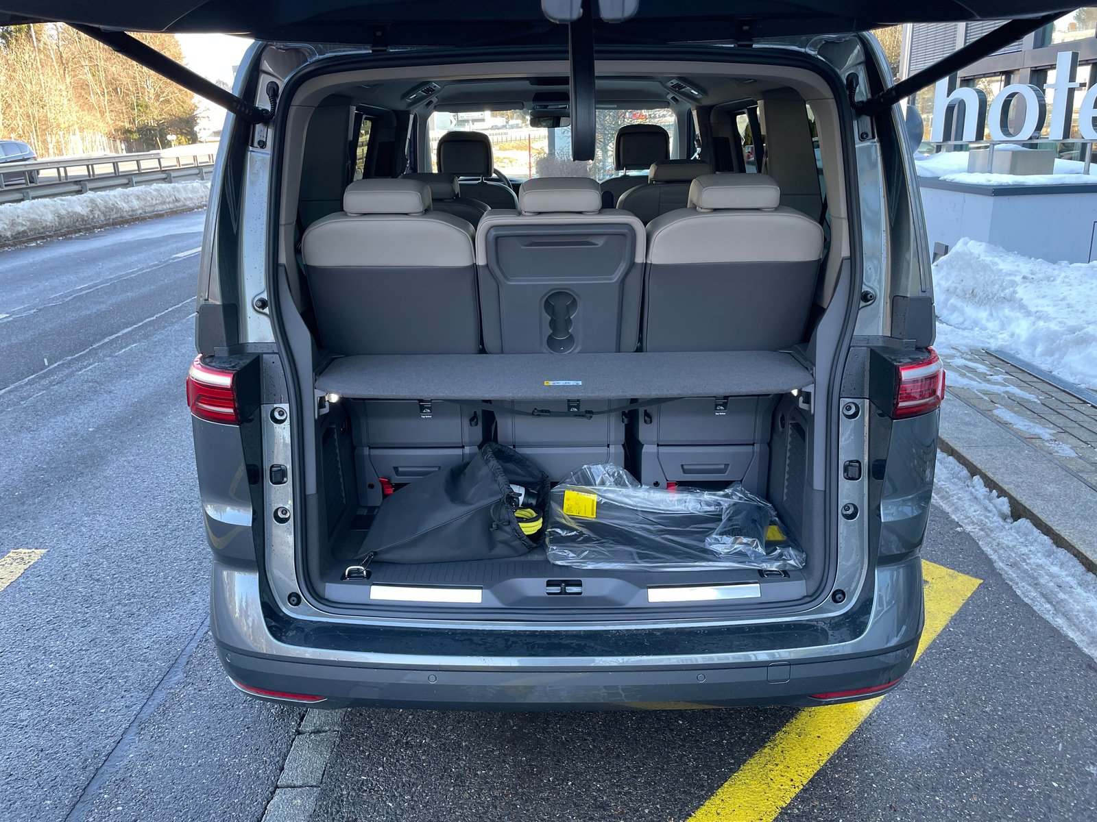 VW Multivan 1.5 eHybrid Style 4Motion DSG, Hybride Rechargeable Essence/Électricité, Voiture nouvelle, Automatique - 6