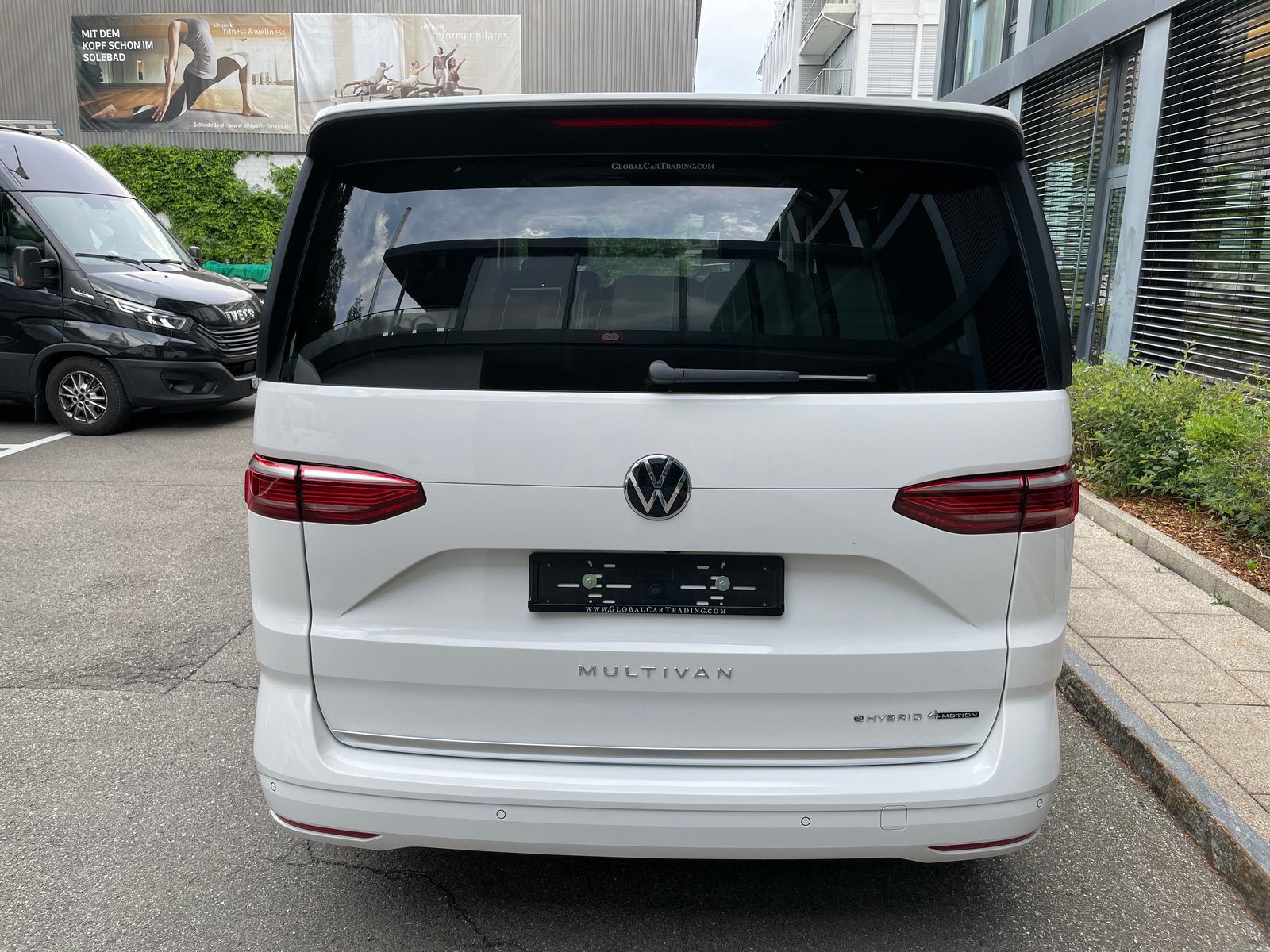 VW Multivan 1.5 eHybrid Style 4Motion DSG, Plug-in-Hybrid Benzina/Elettrica, Auto nuove, Automatico - 4