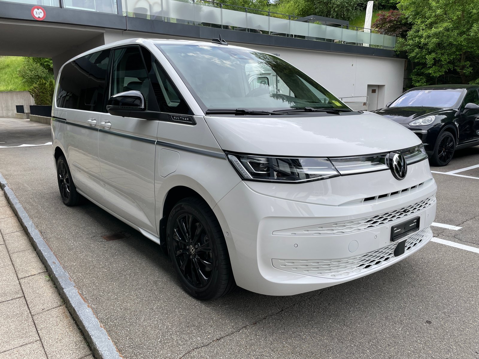 VW Multivan 1.5 eHybrid Style 4Motion DSG, Plug-in-Hybrid Benzina/Elettrica, Auto nuove, Automatico - 7