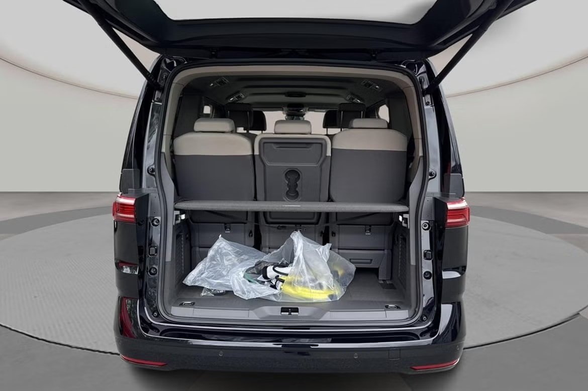 VW Multivan 1.5 eHybrid Life 4Motion DSG, Plug-in-Hybrid Petrol/Electric, New car, Automatic - 5