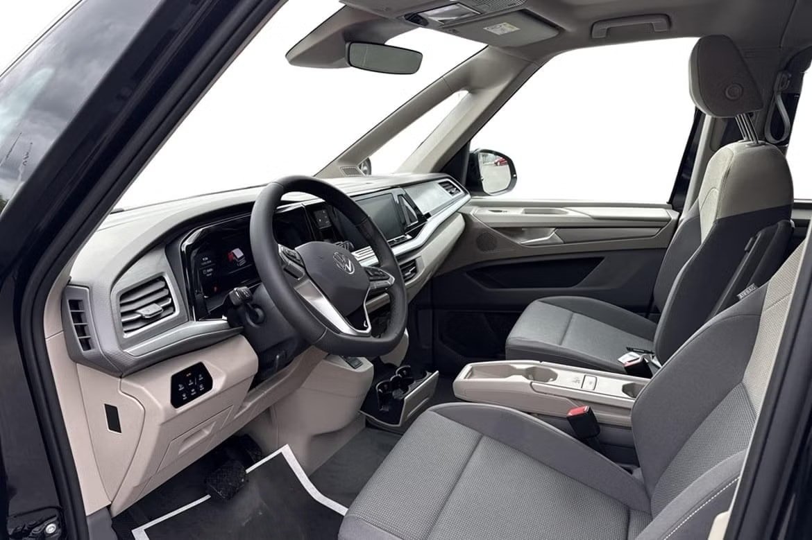 VW Multivan 1.5 eHybrid Life 4Motion DSG, Plug-in-Hybrid Petrol/Electric, New car, Automatic - 7