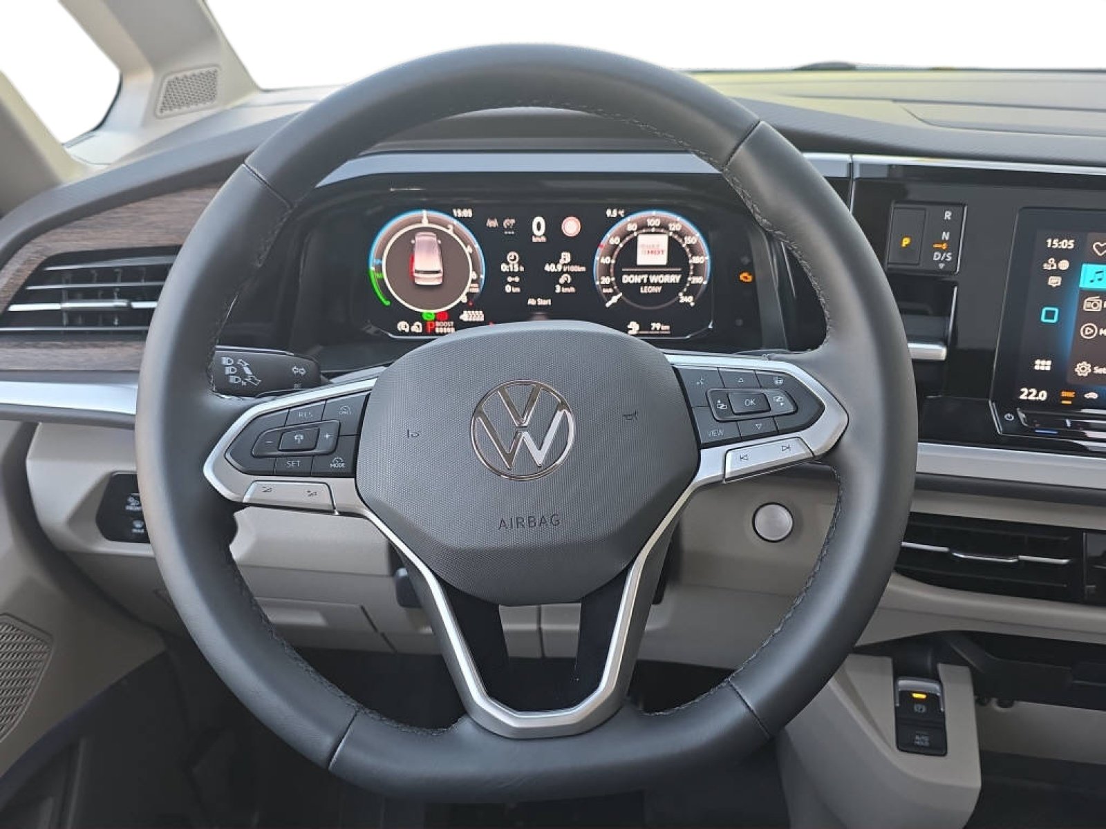 VW Multivan kurz 1.5 eHybrid Style 4Motion DSG, Plug-in-Hybrid Petrol/Electric, New car, Automatic - 7