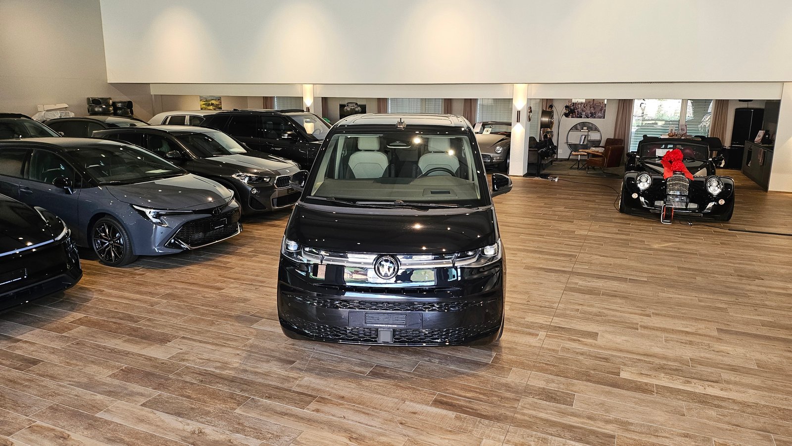 VW Multivan 1.5 eHybrid Style Lang 4Motion DSG NP. 106'000.-, Plug-in-Hybrid Benzin/Elektro, Neuwagen, Automatik - 4