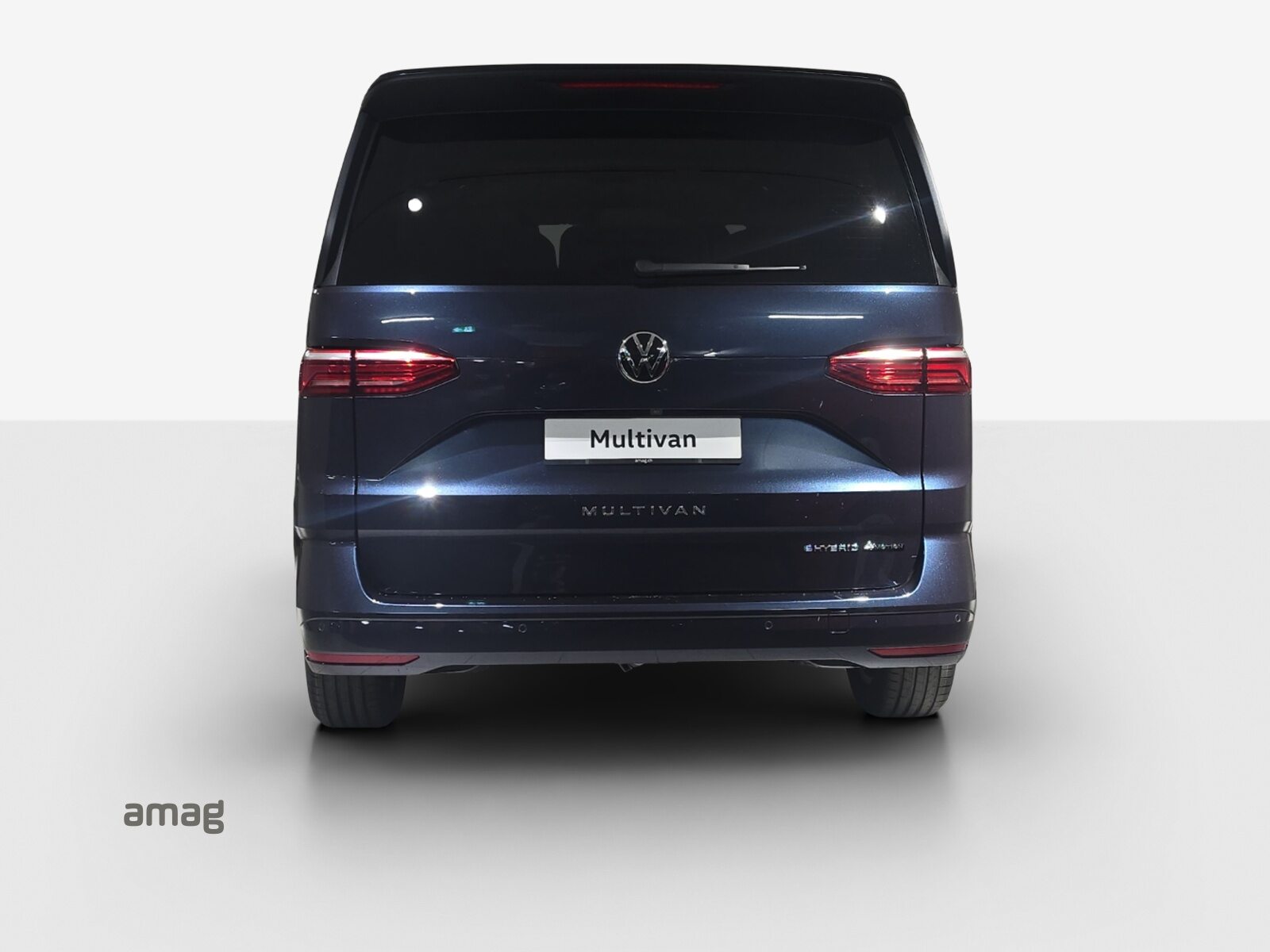 VW Multivan Liberty kurz, Voll-Hybrid Benzin/Elektro, Neuwagen, Automatik - 4
