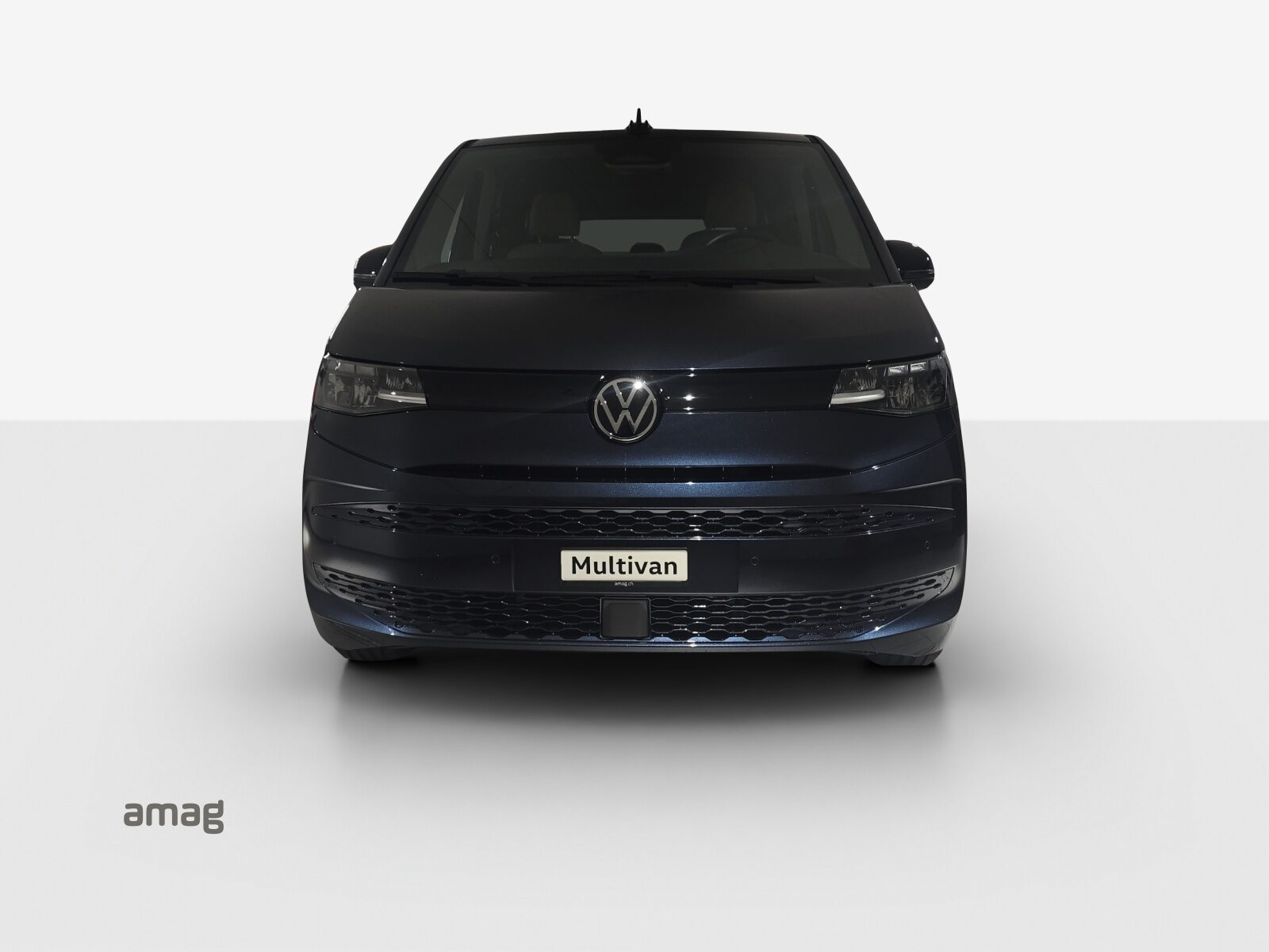 VW Multivan Liberty kurz, Voll-Hybrid Benzin/Elektro, Neuwagen, Automatik - 7