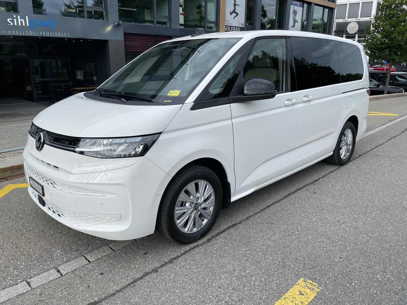 VW Multivan 1.5 eHybrid Life Lang 4Motion DSG, 7-Sitzer
