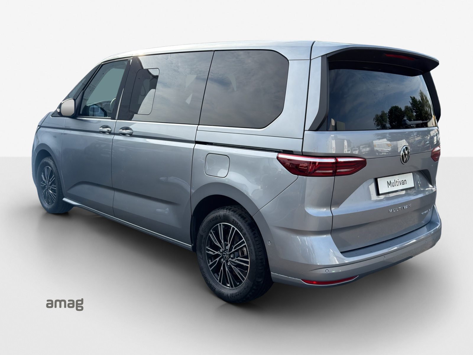 VW Multivan Liberty kurz, Full-Hybrid Petrol/Electric, New car, Automatic - 3