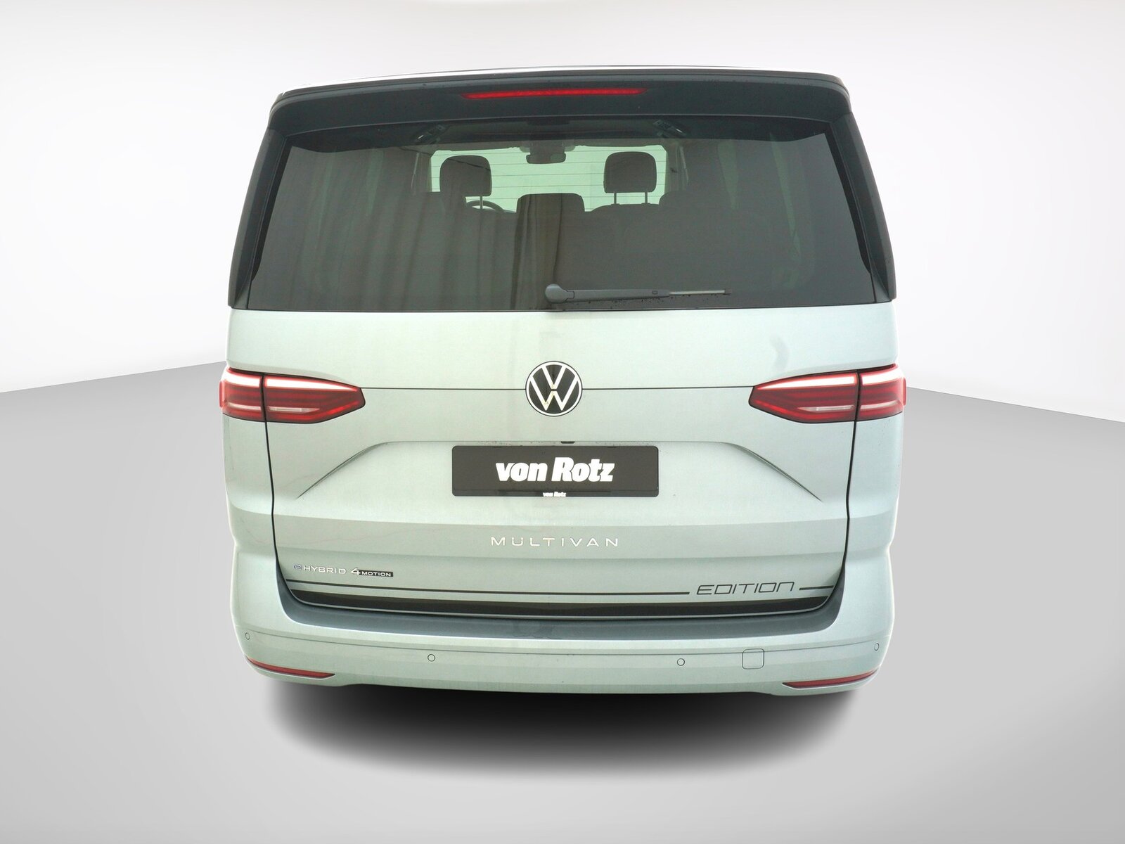 VW Multivan lang 1.5 TSI eHybrid Life Edition 4Motion DSG, Plug-in-Hybrid Petrol/Electric, New car, Automatic - 3