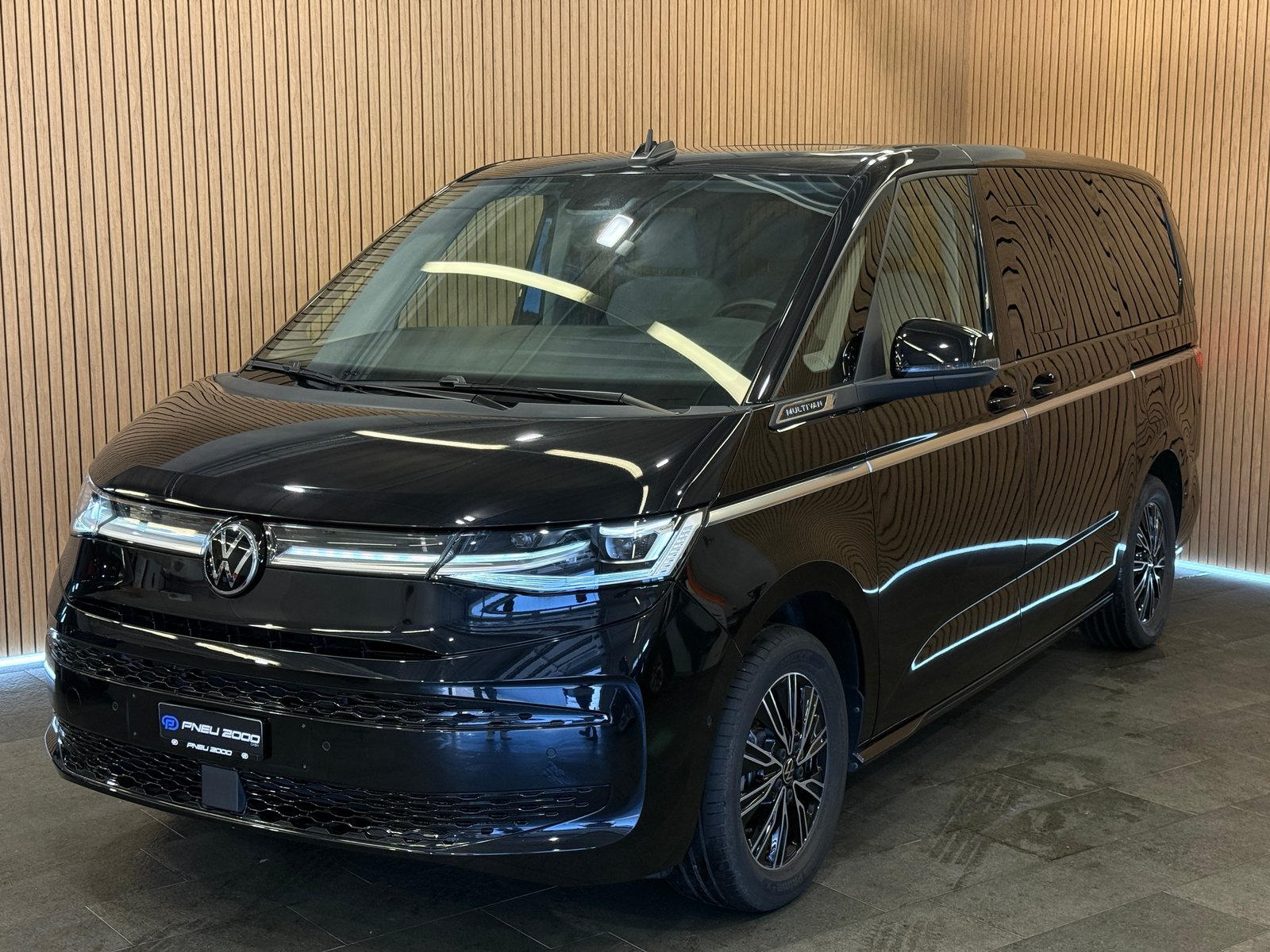 VW Multivan 1.4 eHybrid Style DSG Lang *7Sitze*