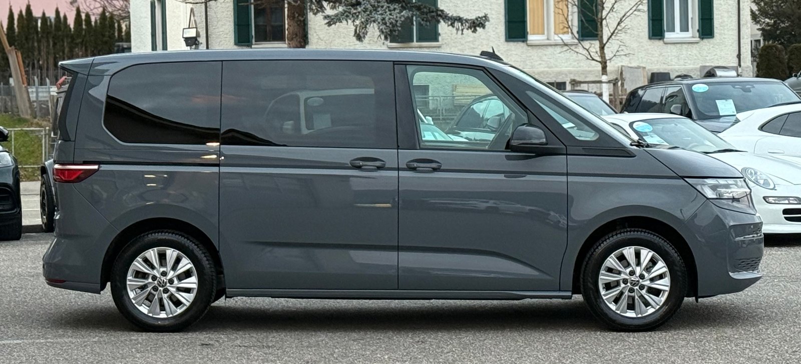 VW Multivan 2.0 TDI I 150 PS I DSG, Diesel, Occasion / Utilisé, Automatique - 4