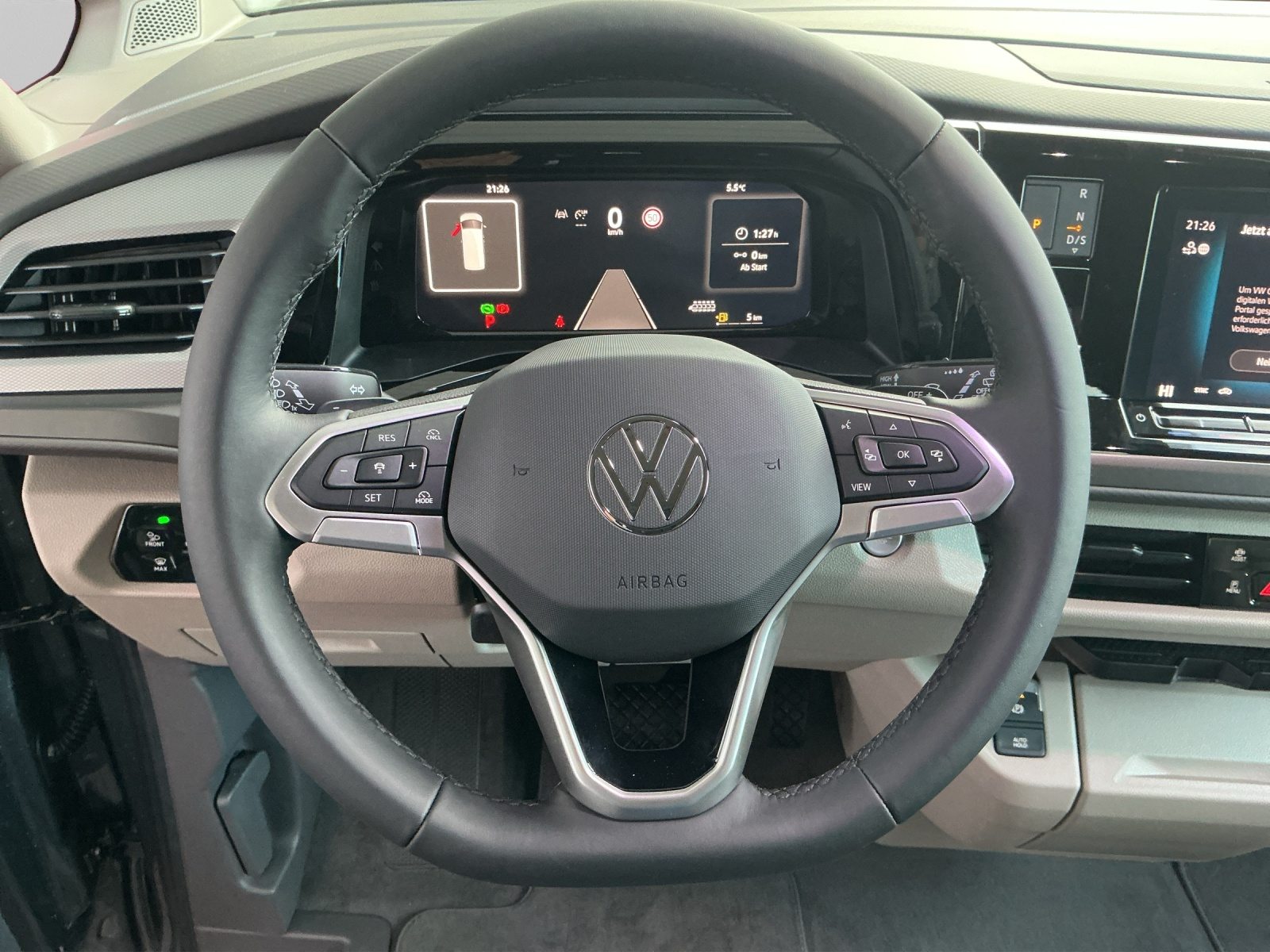 VW Multivan Liberty kurz, Diesel, Occasion / Gebraucht, Automatik - 6