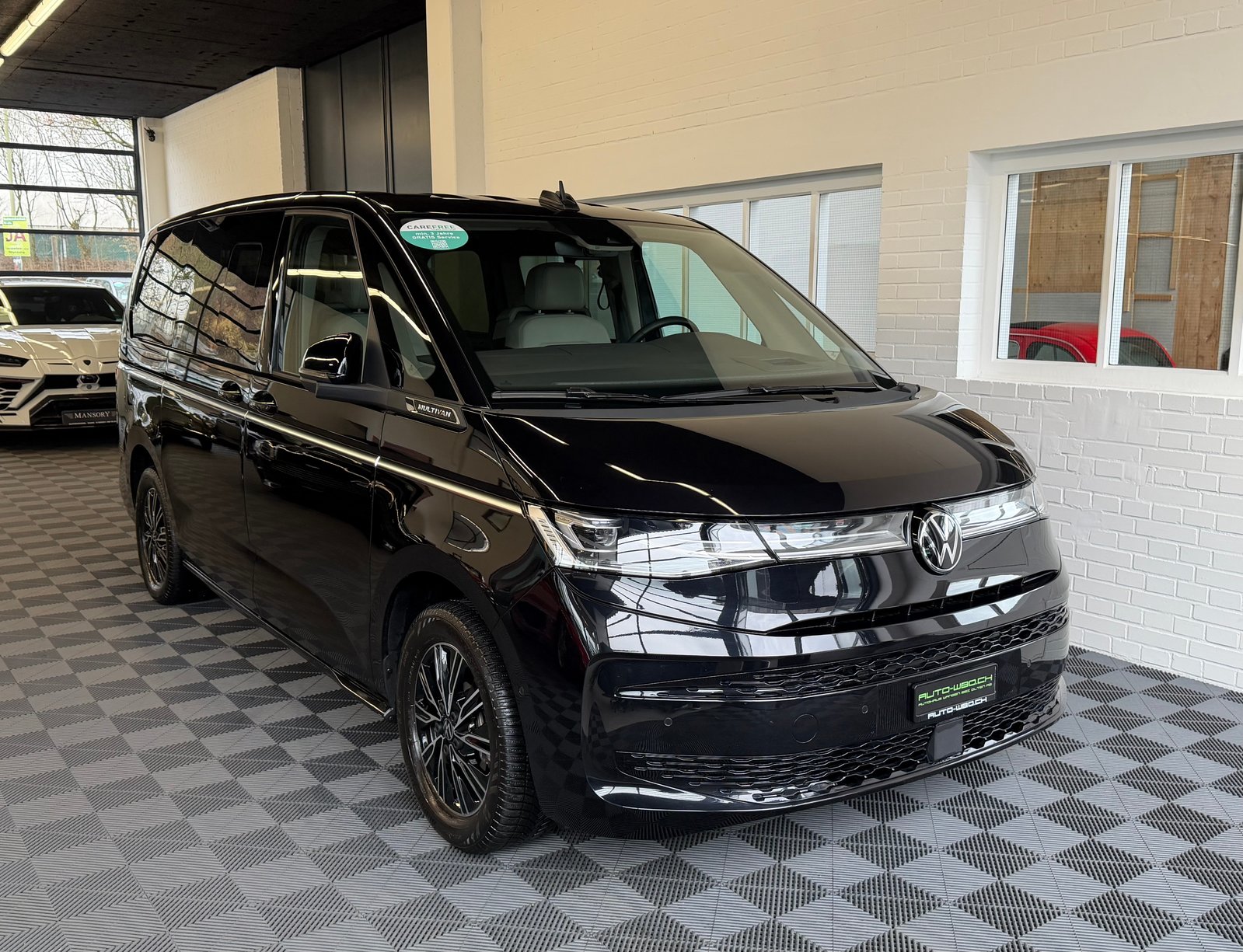 VW Multivan 2.0 TDI 150 PS Style DSG Lang + LEDER I AHK 2000