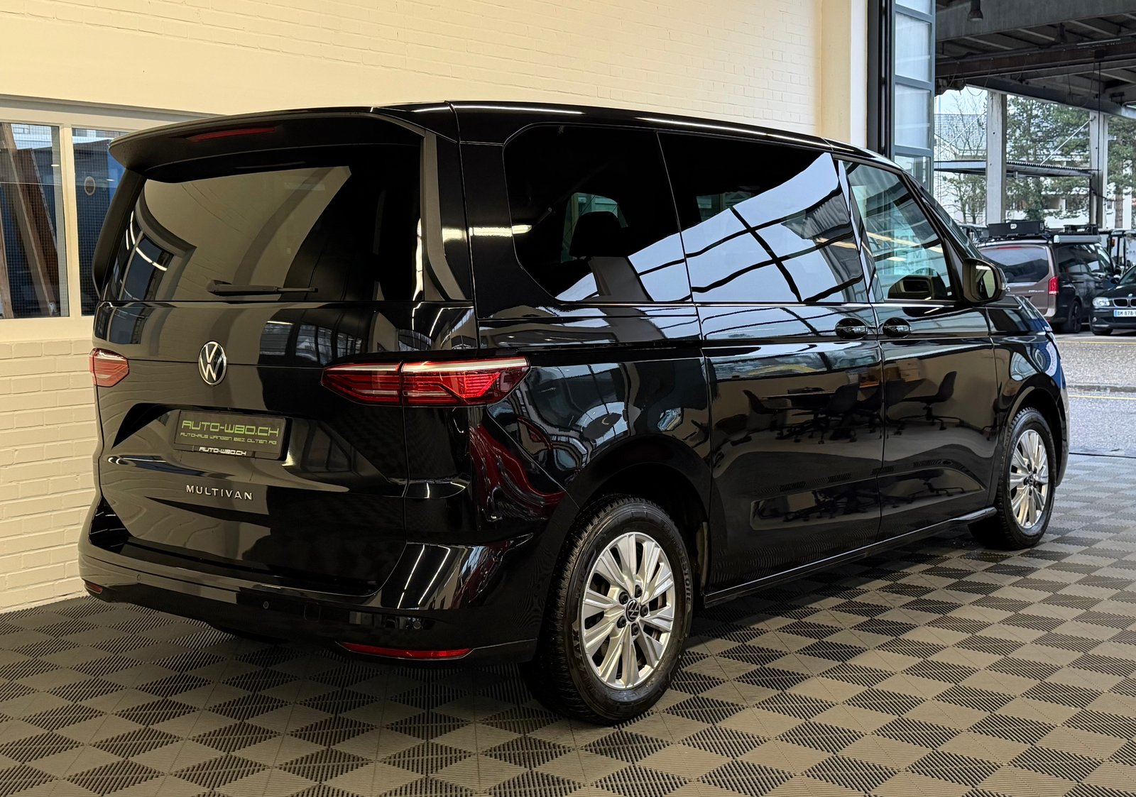 VW Multivan 2.0 TDI 150 PS DSG, Diesel, Occasion / Gebraucht, Automatik - 3