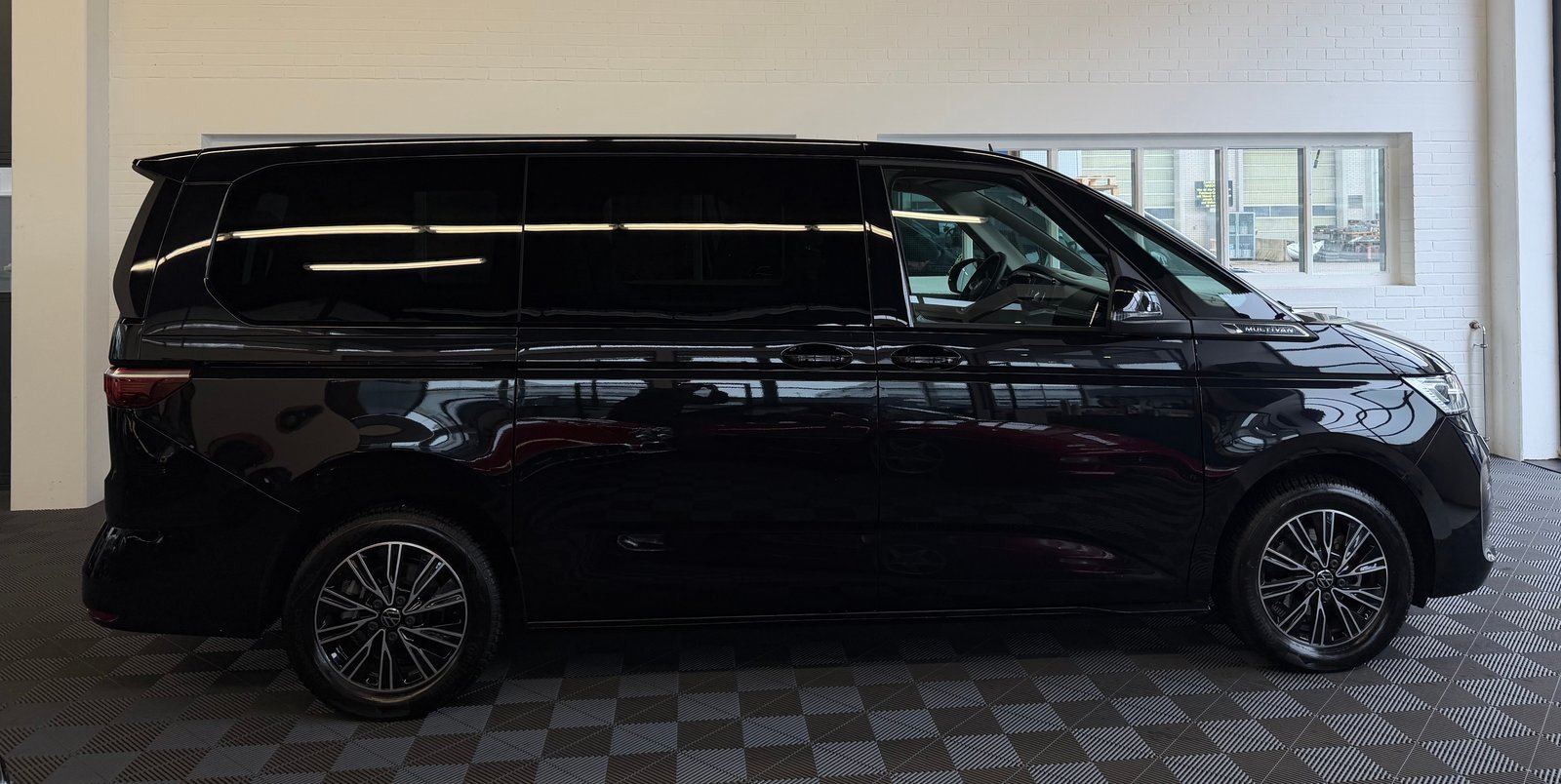 VW Multivan 2.0 TDI I 150 PS I Life DSG Lang, Diesel, Occasion / Gebraucht, Automatik - 2