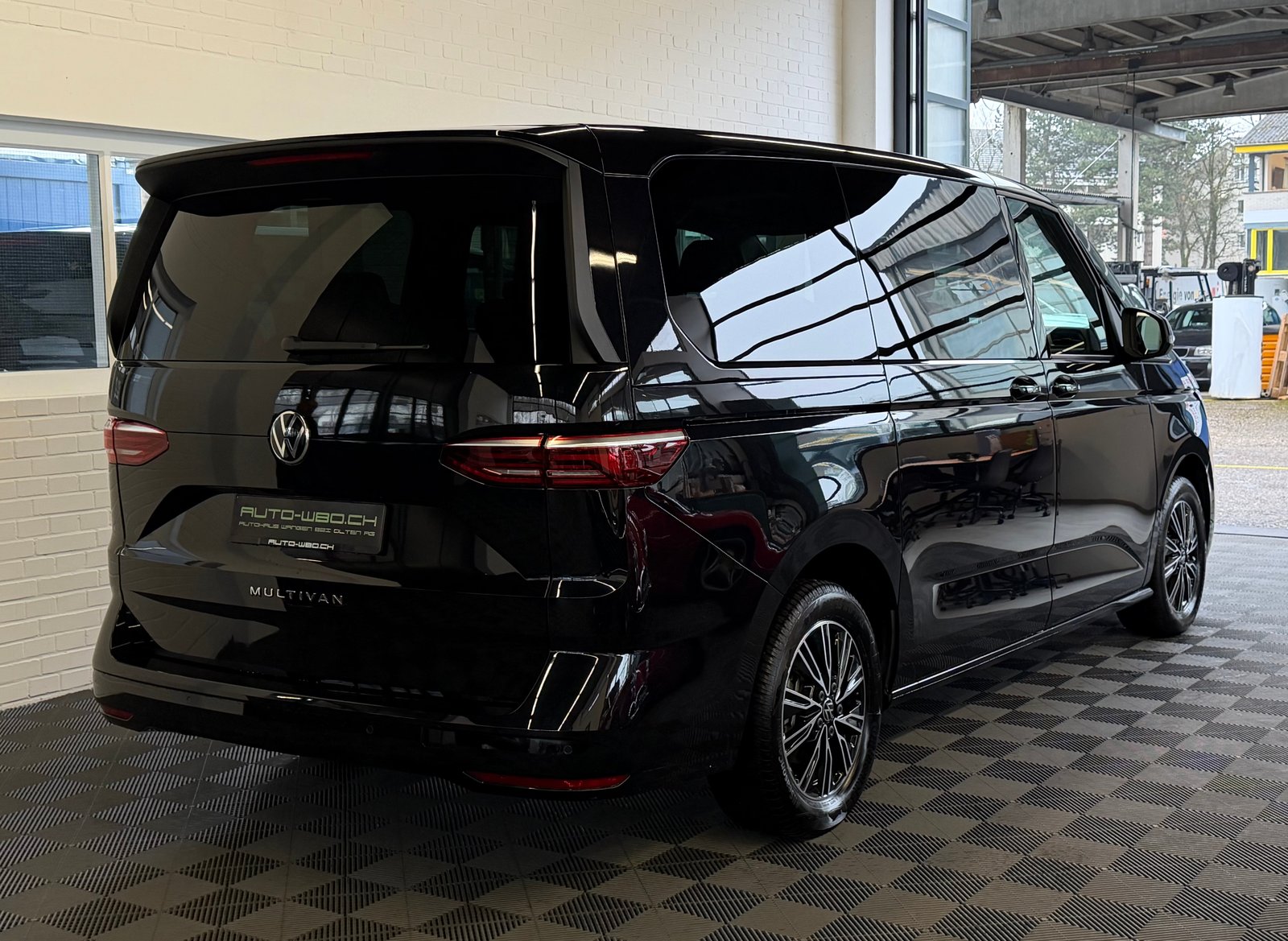 VW Multivan 2.0 TDI I 150 PS I Life DSG Lang, Diesel, Occasion / Gebraucht, Automatik - 3