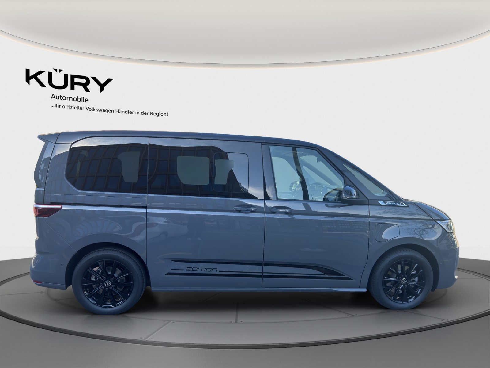 VW Multivan Life Edition kurz, Full-Hybrid Petrol/Electric, Second hand / Used, Automatic - 4
