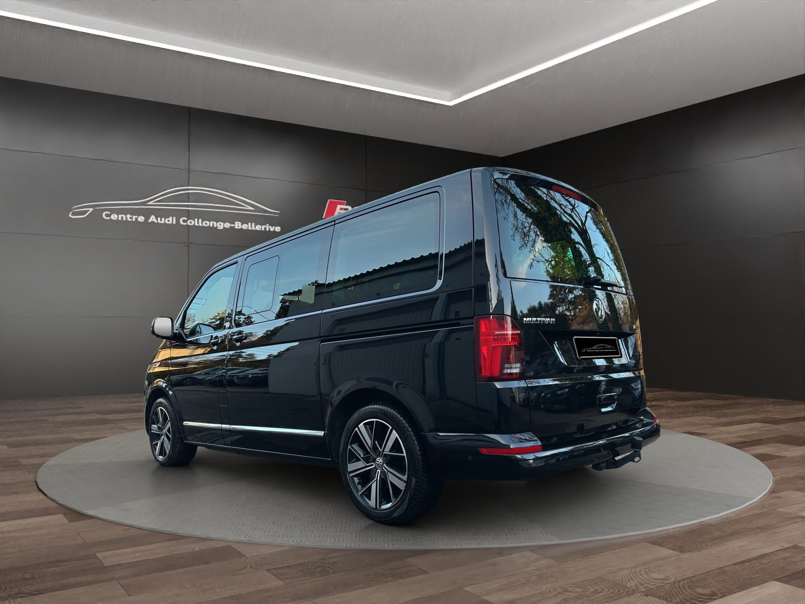 VW Multivan 6.1 Highline Liberty, Diesel, Occasion / Utilisé, Automatique - 4