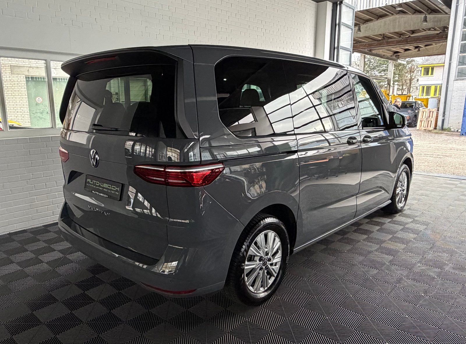 VW Multivan 2.0 TDI 150 PS DSG, Diesel, Occasioni / Usate, Automatico - 3