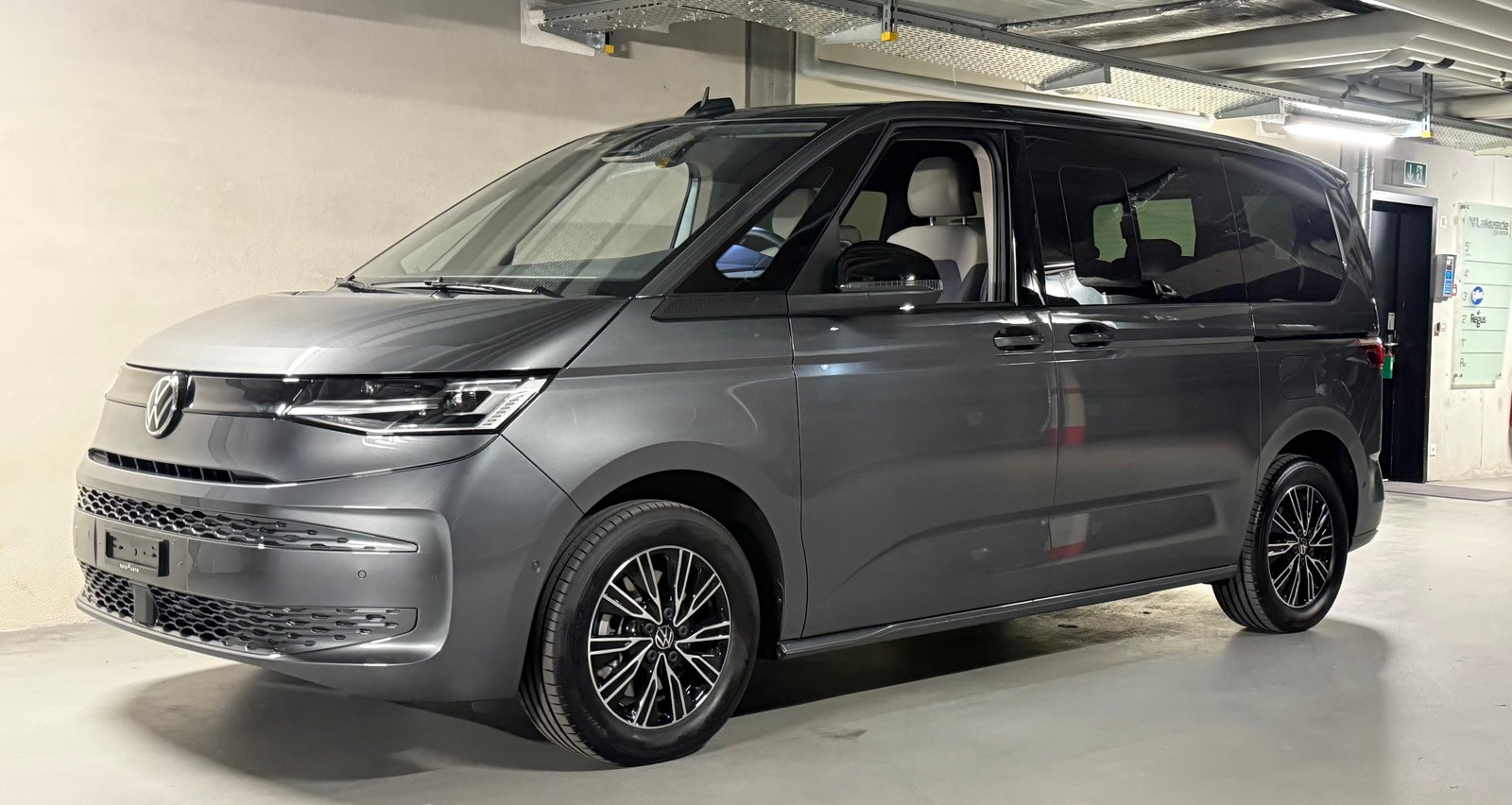 VW Multivan 1.5 eHybrid Style Liberty 4Motion DSG, Plug-in-Hybrid Benzina/Elettrica, Occasioni / Usate, Automatico - 2