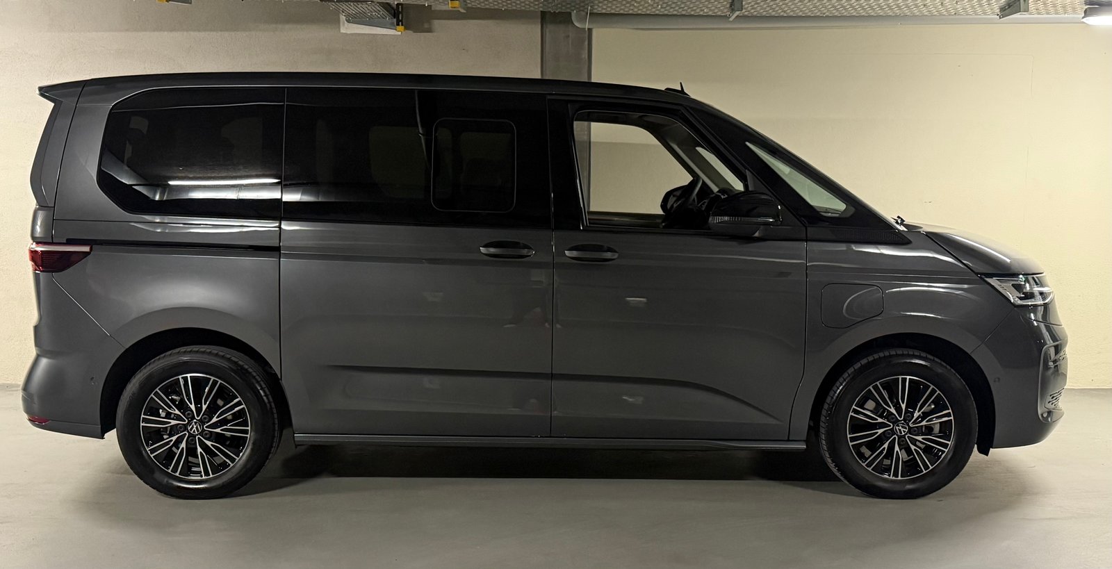 VW Multivan 1.5 eHybrid Style Liberty 4Motion DSG, Plug-in-Hybrid Benzina/Elettrica, Occasioni / Usate, Automatico - 4