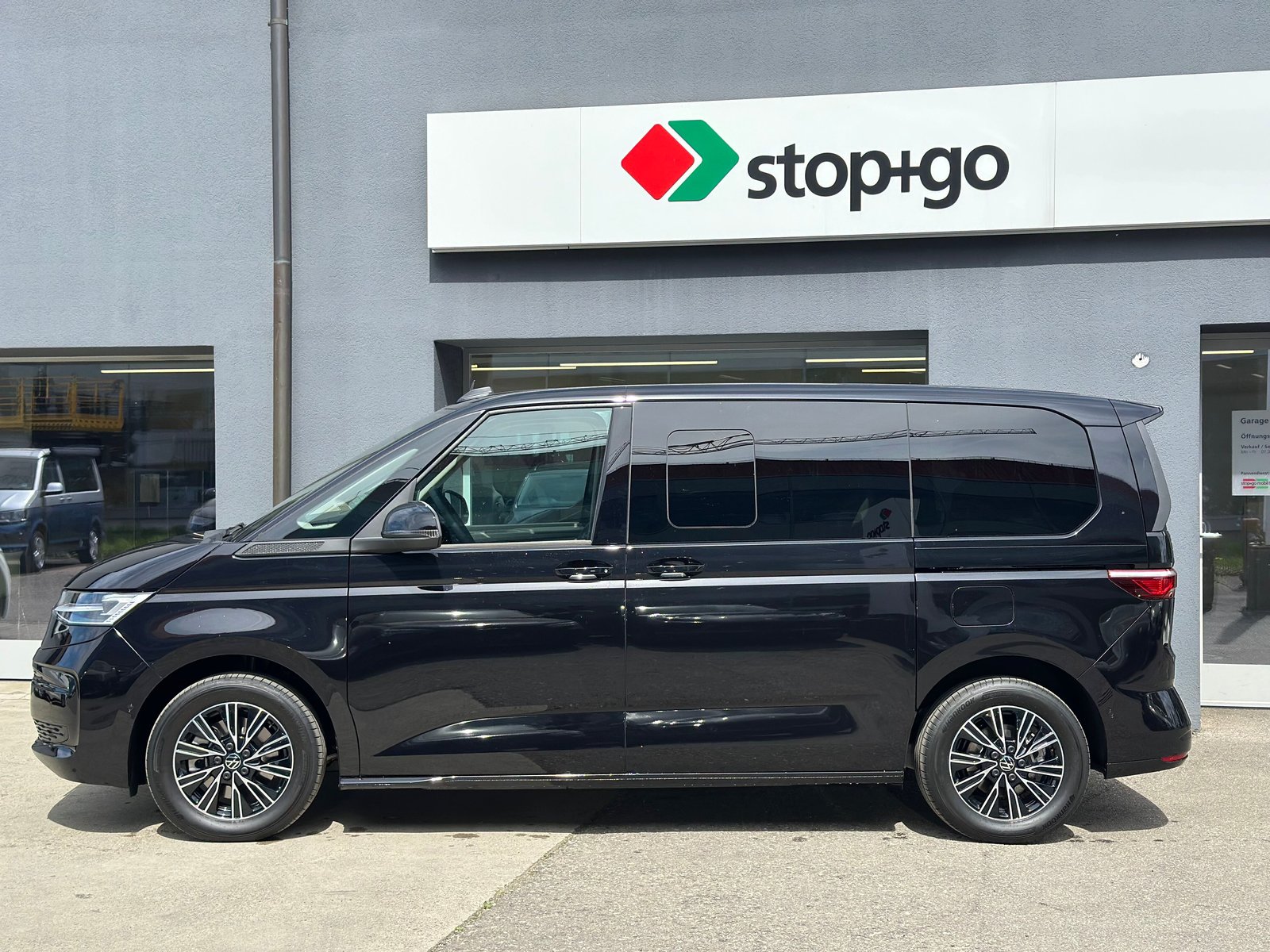 VW Multivan 1.5 eHybrid Style 4Motion DSG, Plug-in-Hybrid Benzin/Elektro, Occasion / Gebraucht, Automatik - 3
