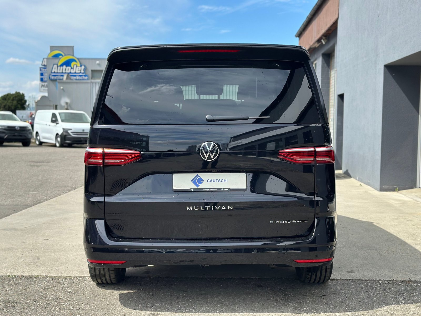 VW Multivan 1.5 eHybrid Style 4Motion DSG, Plug-in-Hybrid Benzin/Elektro, Occasion / Gebraucht, Automatik - 4