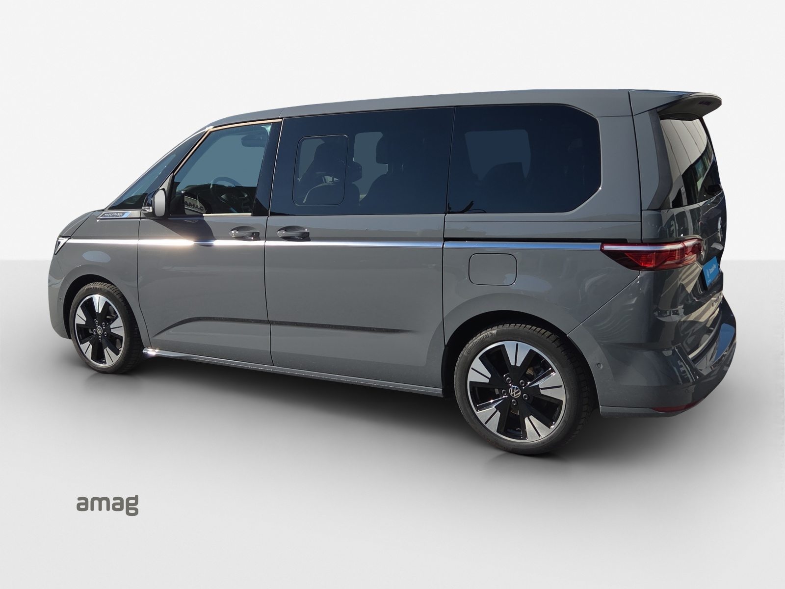 VW Multivan Style kurz, Full-Hybrid Petrol/Electric, Second hand / Used, Automatic - 3