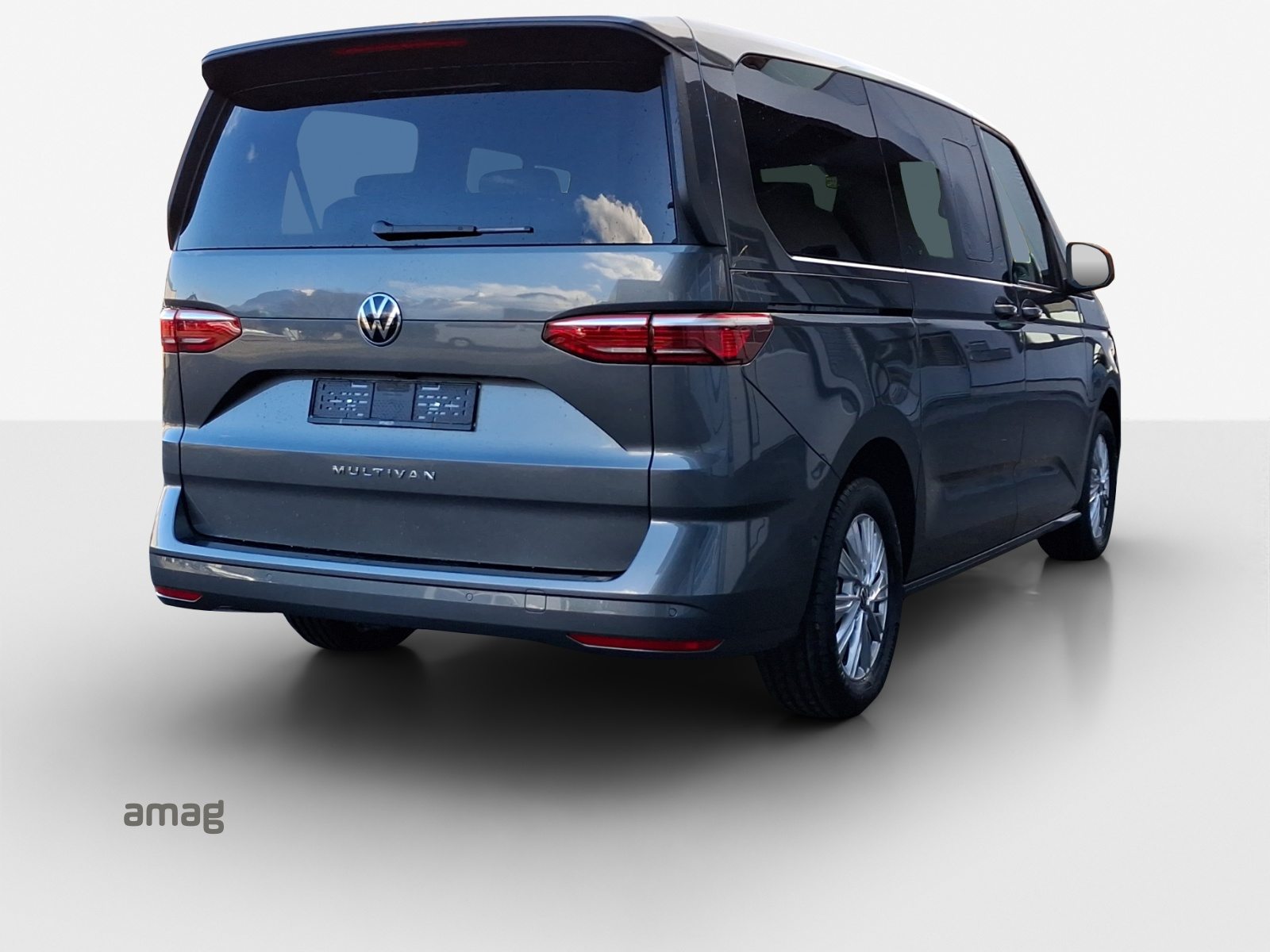 VW Multivan Liberty lang, Diesel, Second hand / Used, Automatic - 5