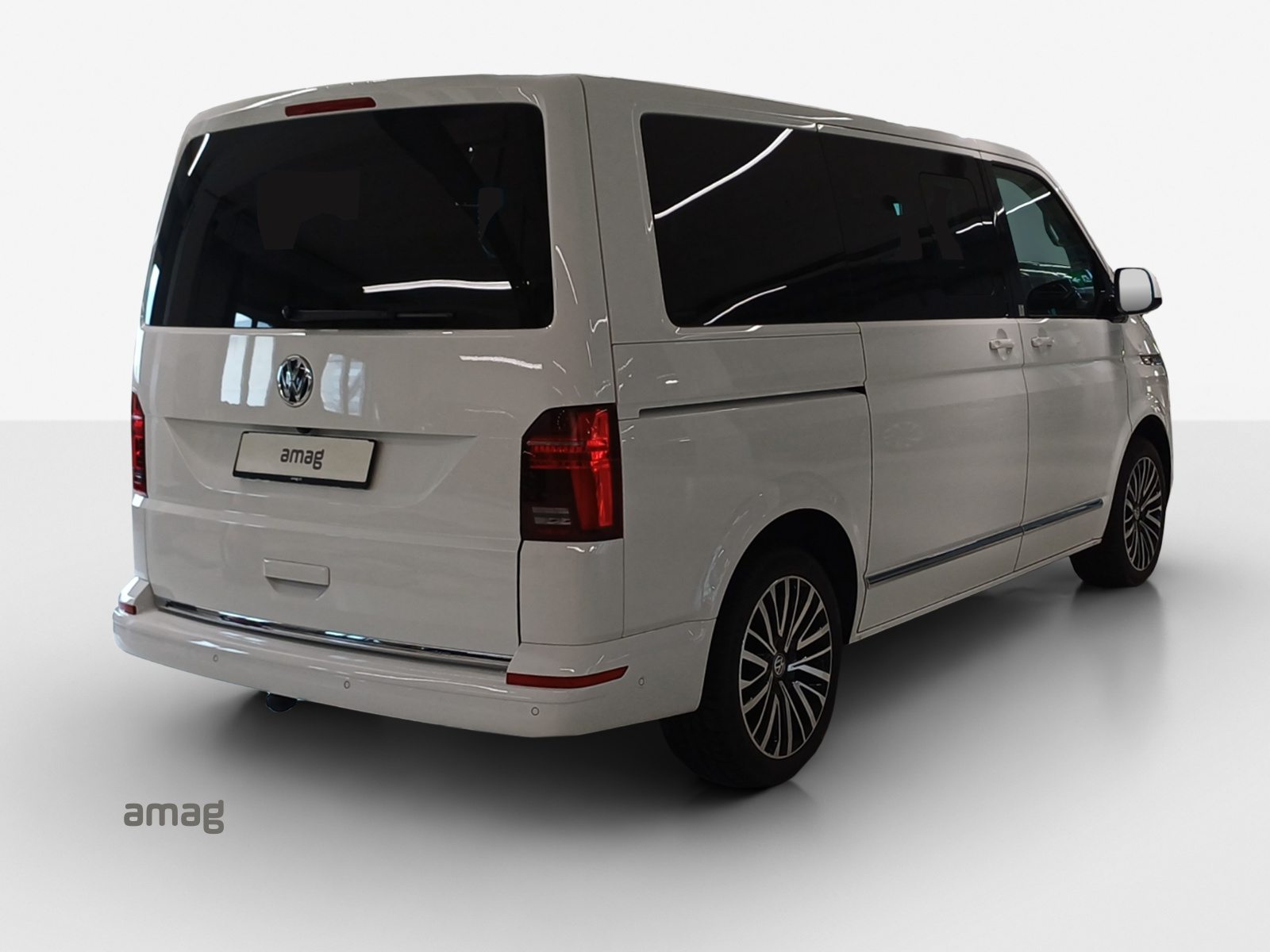 VW Multivan 6.1 Highline Liberty, Diesel, Second hand / Used, Automatic - 5