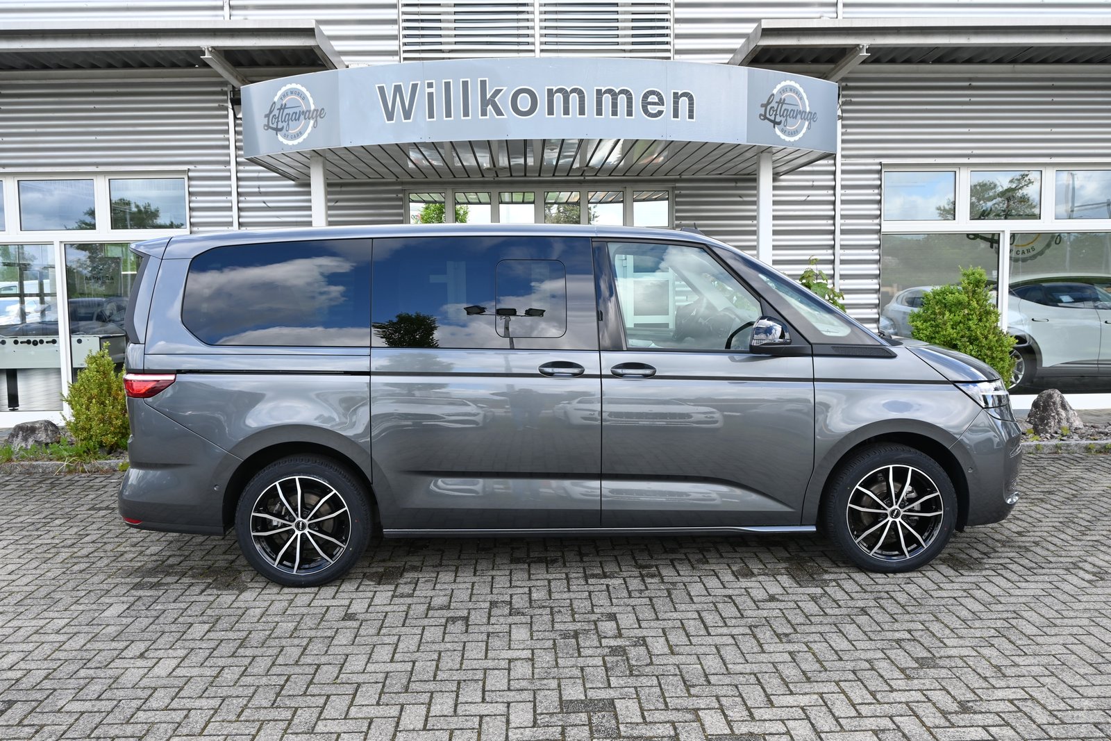 VW Multivan 2.0 TDI DSG Lang 7-Plätzer + AHK 2000kg + Stand, Diesel, Occasion / Gebraucht, Automatik - 6