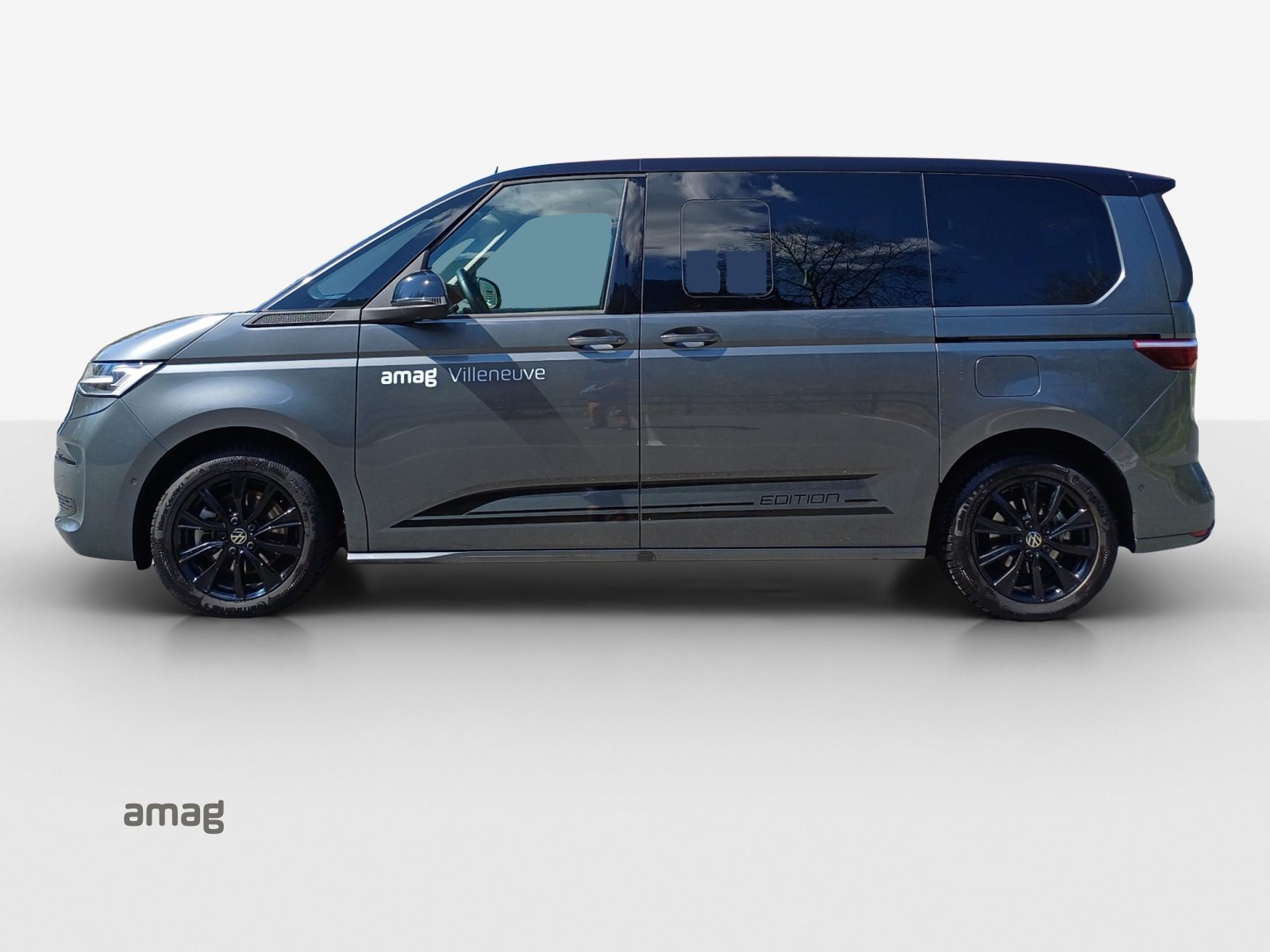 VW New Multivan Life Edition kurz, Full-Hybrid Petrol/Electric, Second hand / Used, Automatic - 2