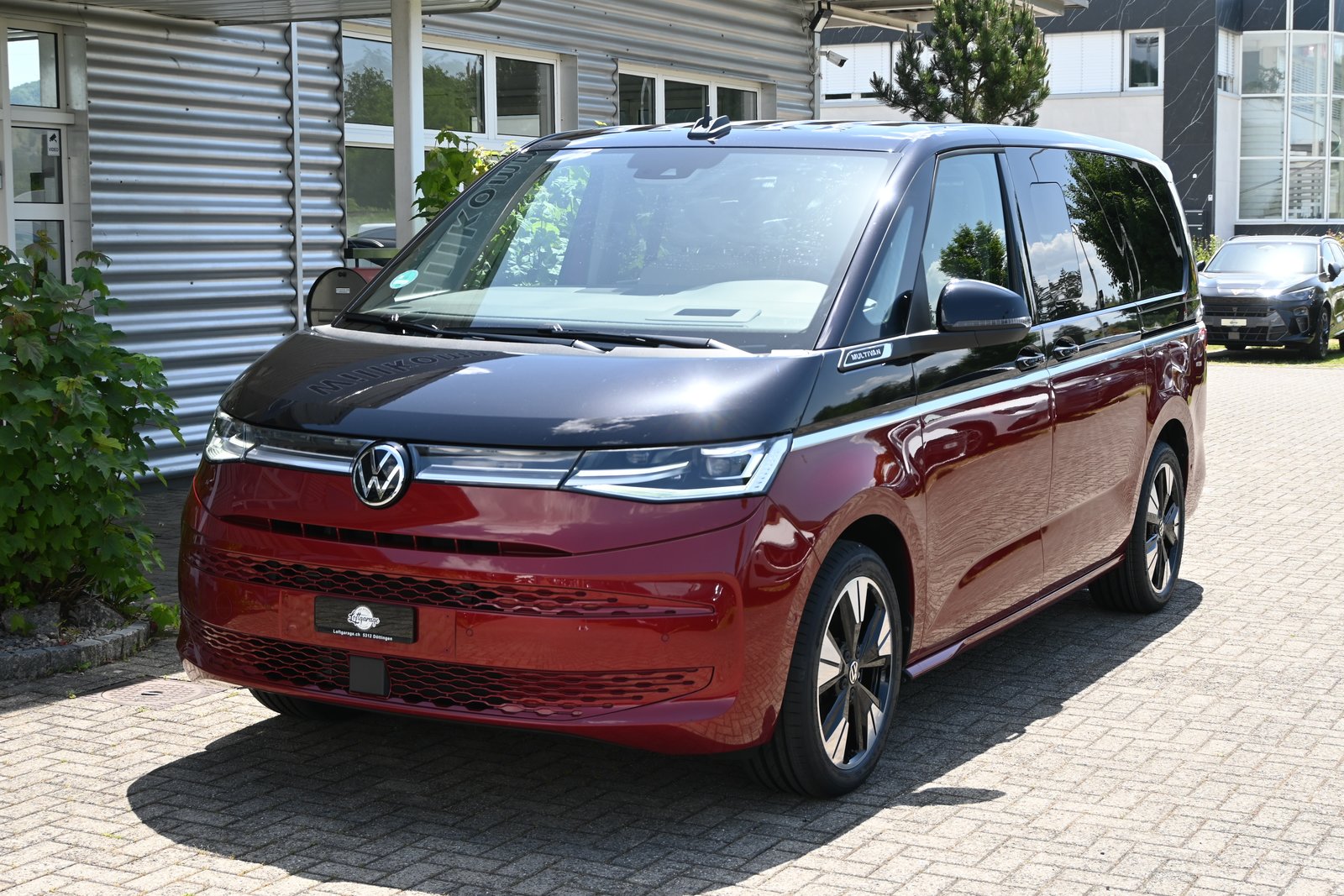VW Multivan 2.0 TDI Style DSG Lang 7-Plätzer + AHK 2000kg +, Diesel, Occasion / Gebraucht, Automatik - 2