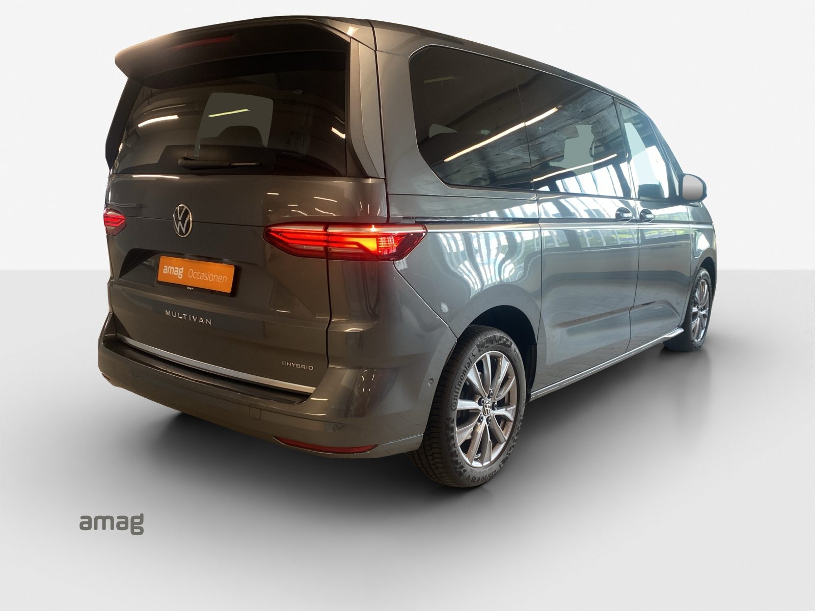 VW New Multivan Style Energetic kurz, Full-Hybrid Petrol/Electric, Second hand / Used, Automatic - 5