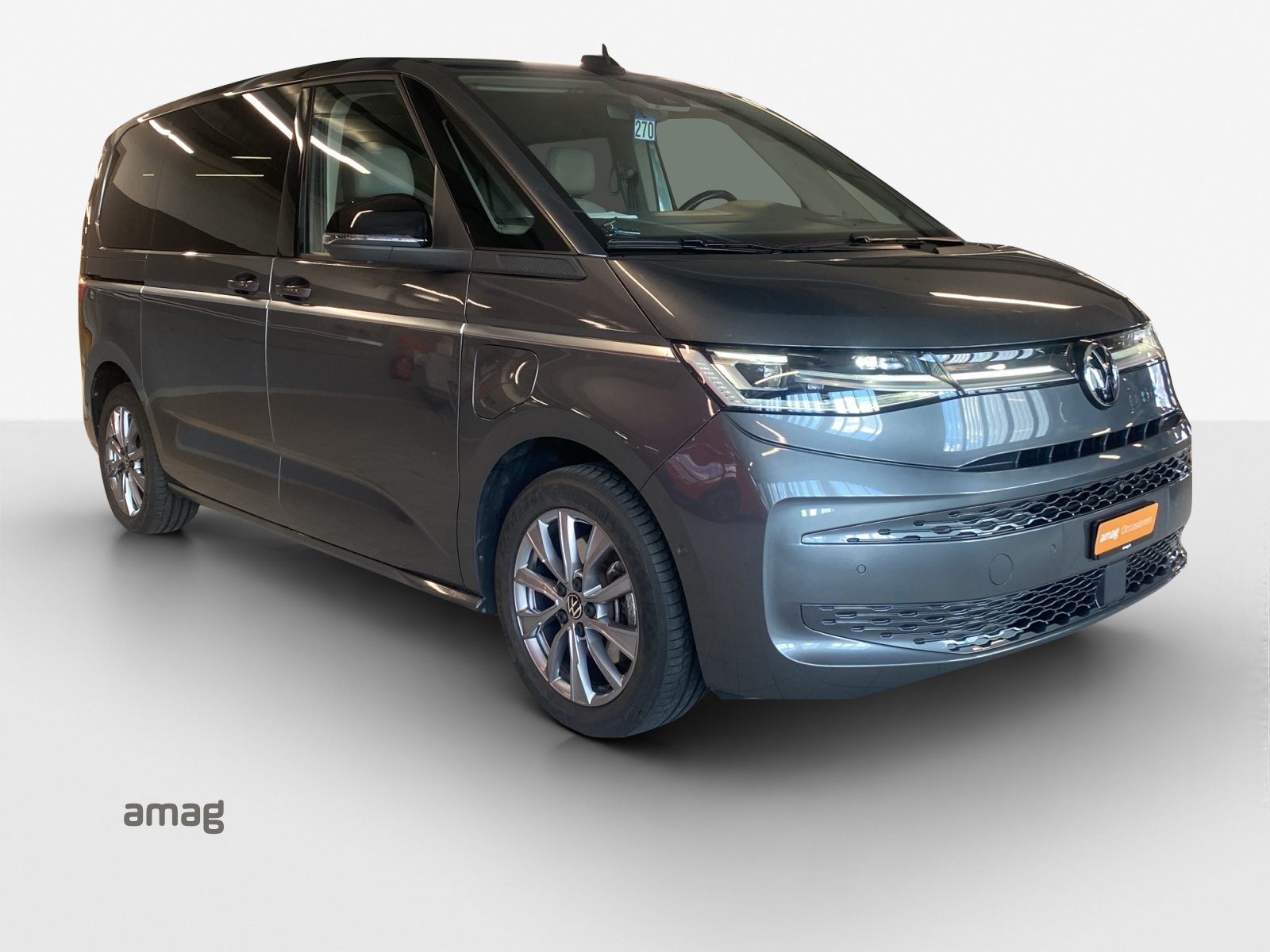 VW New Multivan Style Energetic kurz, Full-Hybrid Petrol/Electric, Second hand / Used, Automatic - 6