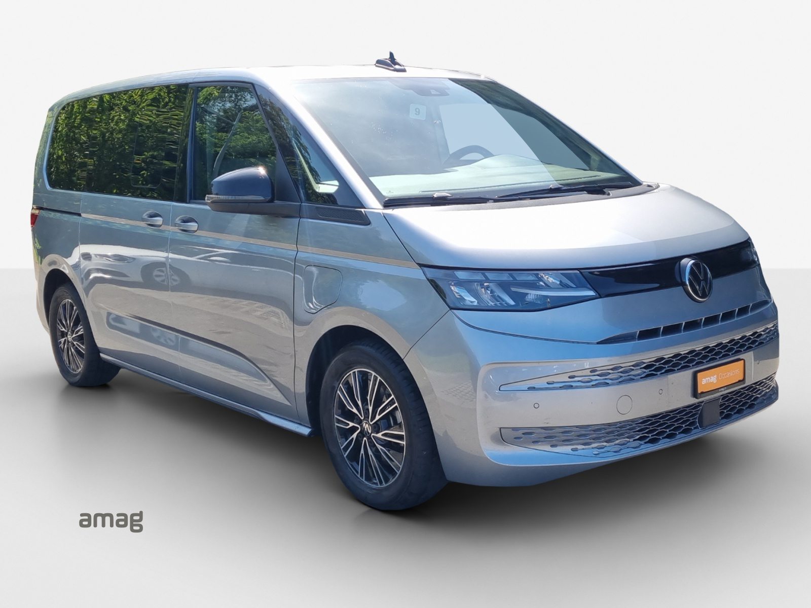 VW New Multivan Liberty kurz, Full-Hybrid Petrol/Electric, Second hand / Used, Automatic - 7