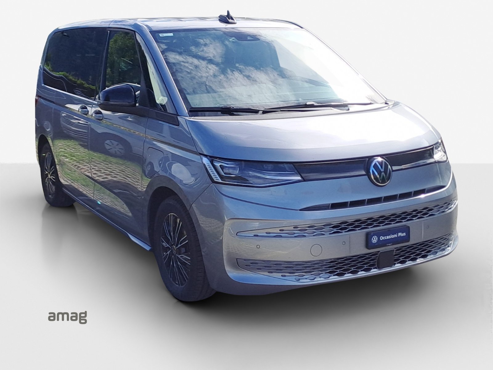 VW New Multivan kurz, Voll-Hybrid Benzin/Elektro, Occasion / Gebraucht, Automatik - 6