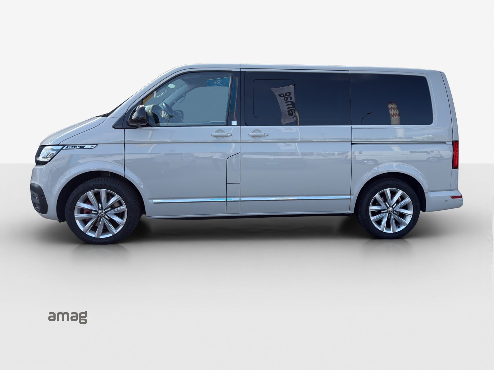 VW Multivan 6.1 Highline Liberty, Diesel, Occasion / Utilisé, Automatique - 2