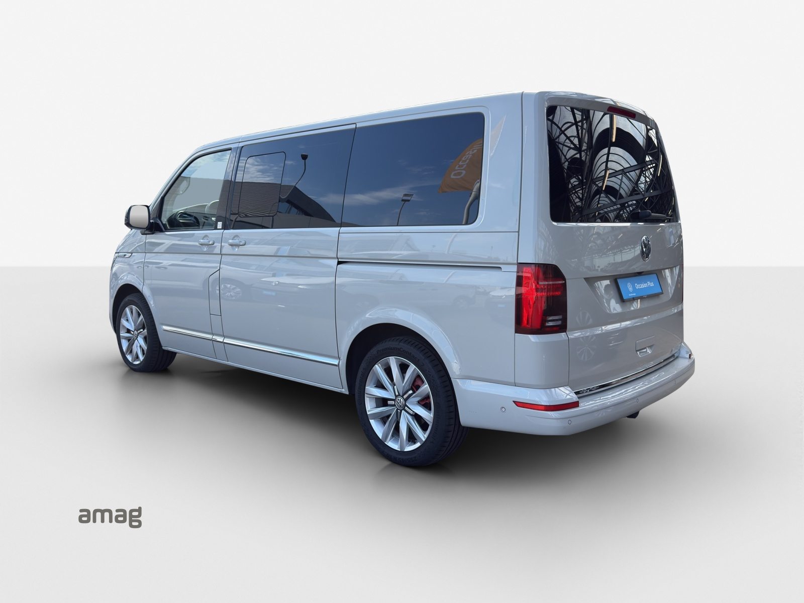 VW Multivan 6.1 Highline Liberty, Diesel, Occasion / Utilisé, Automatique - 3