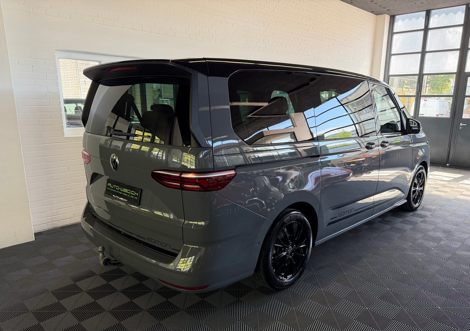 VW Multivan 2.0 TSI 204 PS '' EDITION '' LEDER ''Life DSG La, Petrol, Second hand / Used, Automatic - 3
