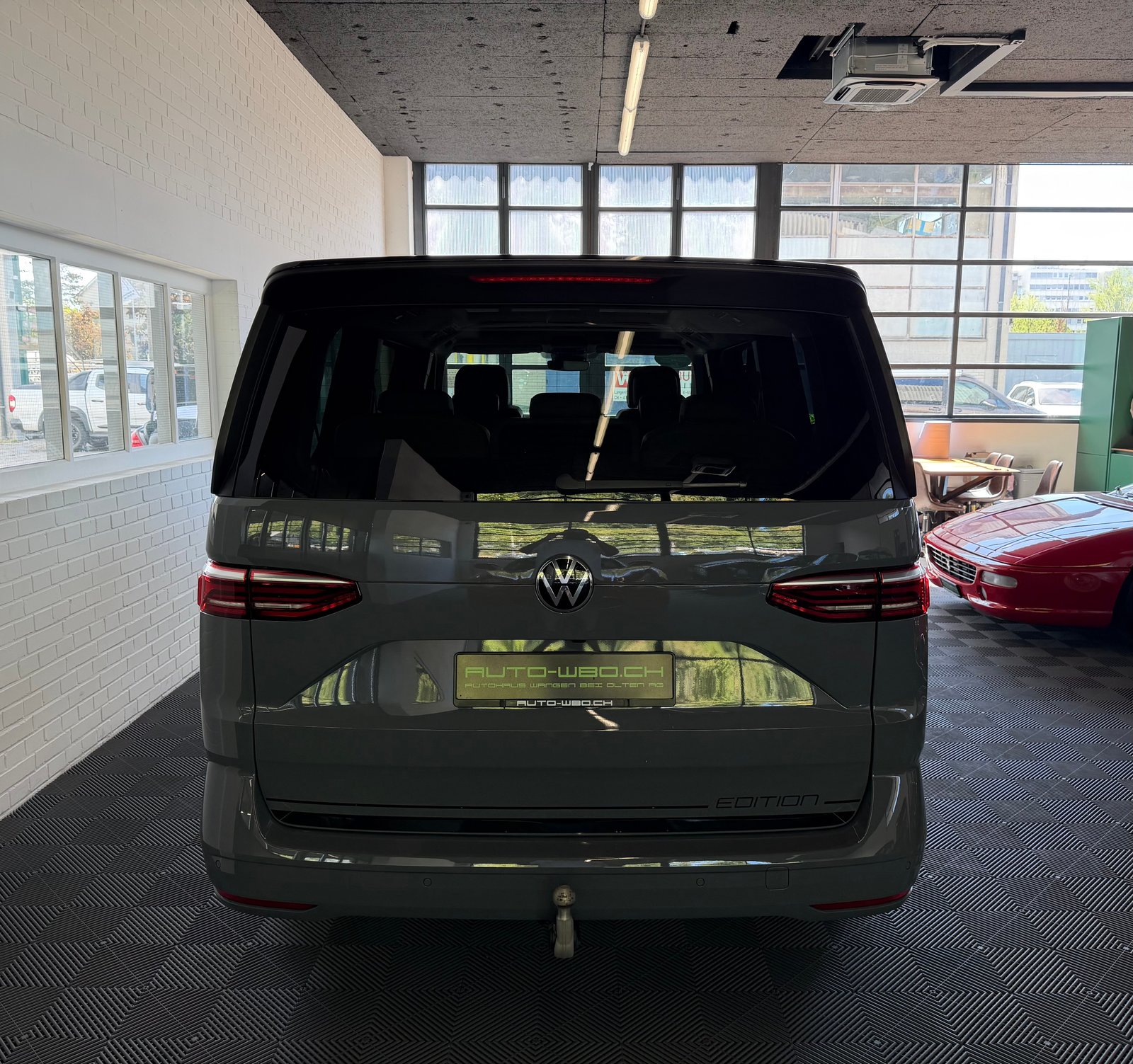 VW Multivan 2.0 TSI 204 PS '' EDITION '' LEDER ''Life DSG La, Petrol, Second hand / Used, Automatic - 4