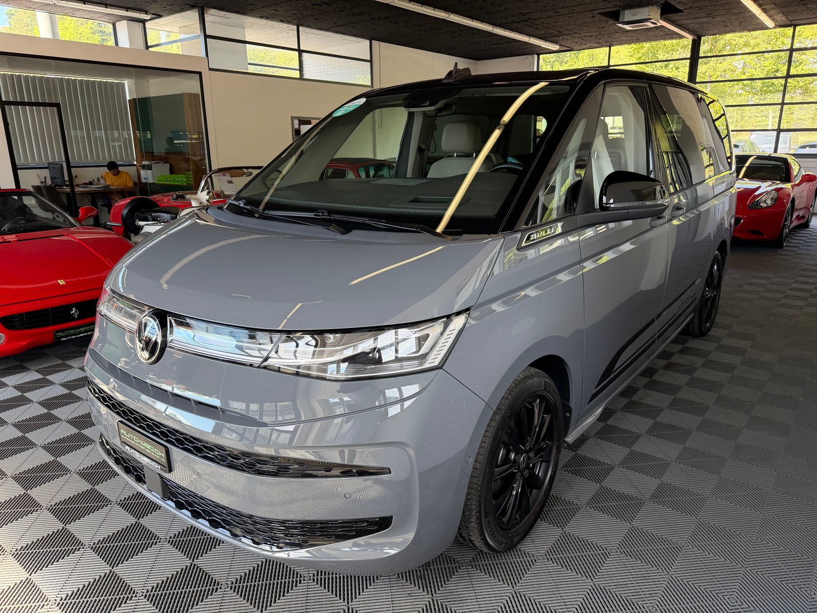 VW Multivan 2.0 TSI 204 PS '' EDITION '' LEDER ''Life DSG La, Petrol, Second hand / Used, Automatic - 6