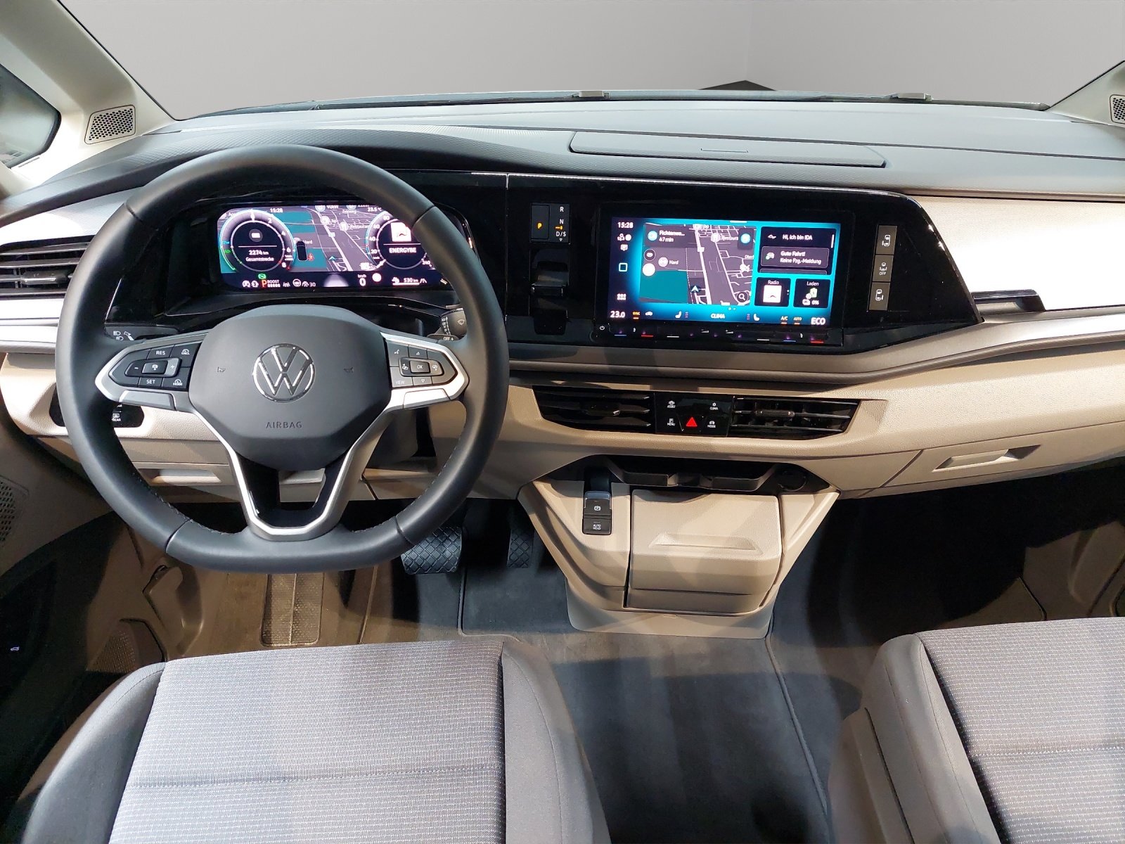 VW Multivan 1.5 eHybrid Style 4Motion DSG, Plug-in-Hybrid Benzin/Elektro, Occasion / Gebraucht, Automatik - 7