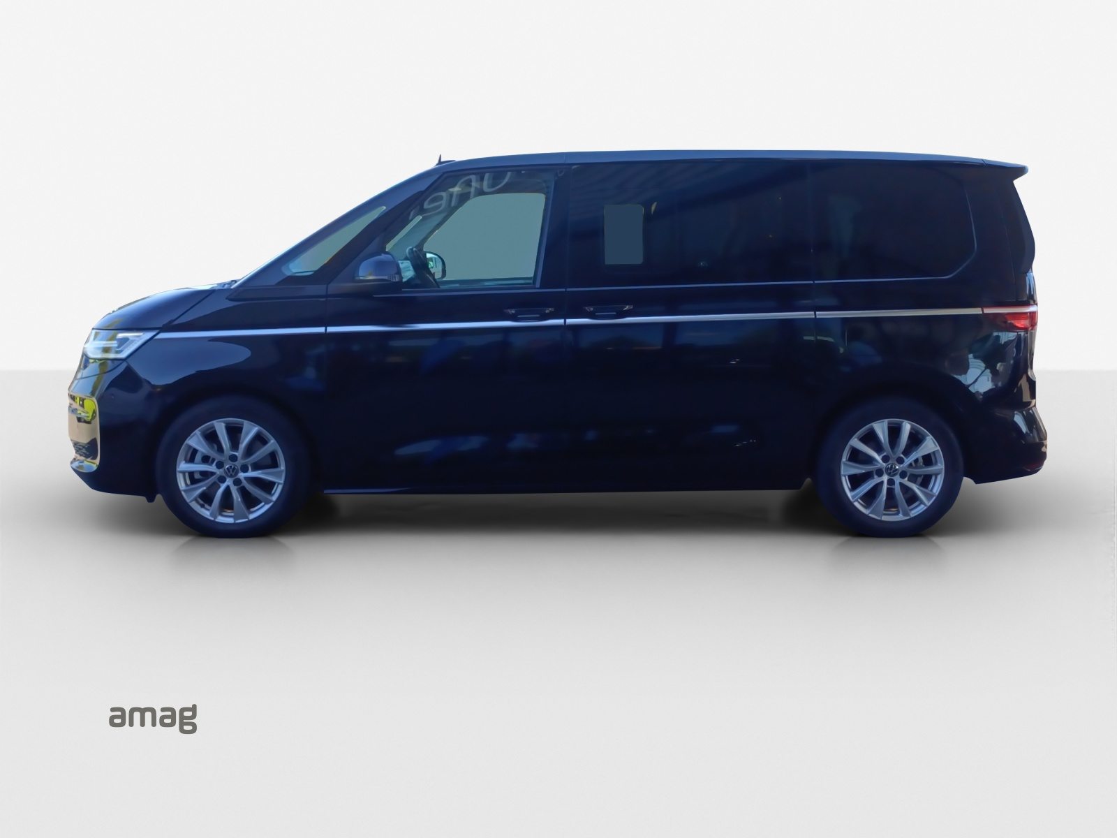 VW New Multivan Style Liberty kurz, Voll-Hybrid Benzin/Elektro, Occasion / Gebraucht, Automatik - 2